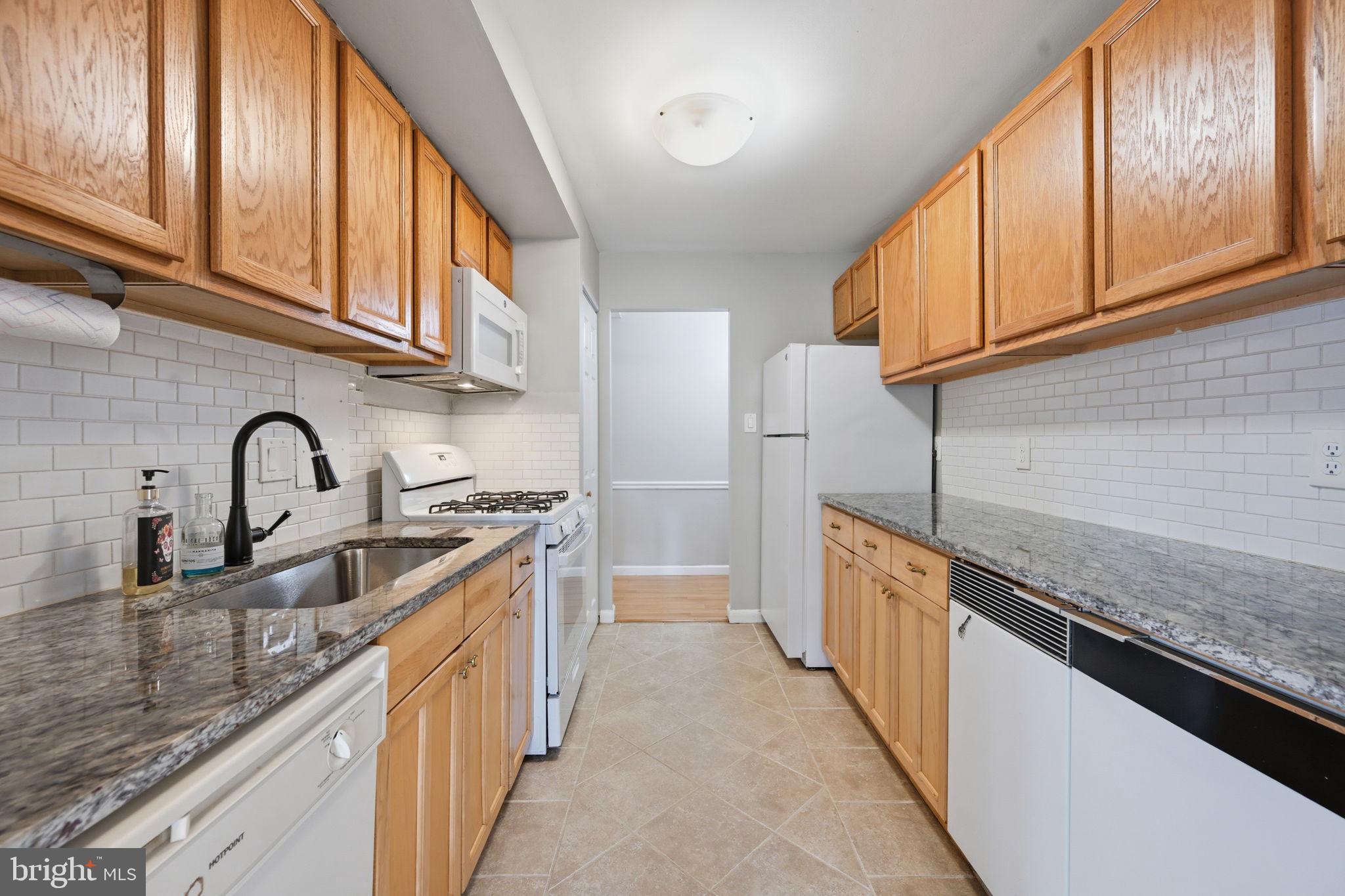2845 WINDSOR DRIVE 103