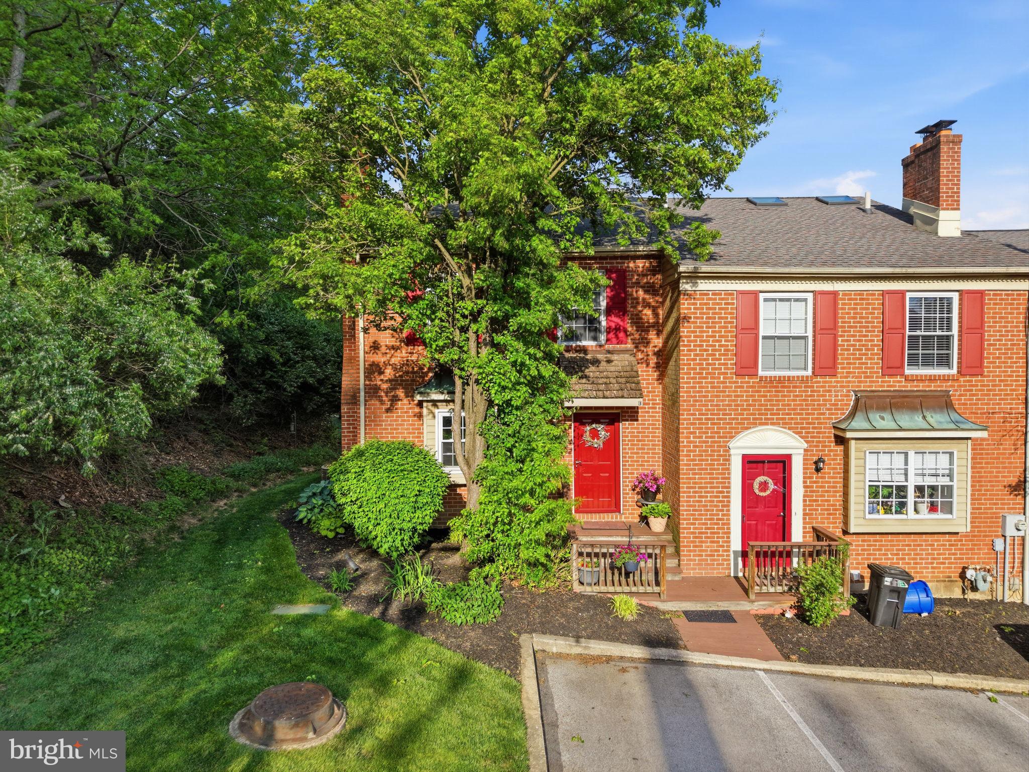 HERITAGE MANOR - Residential