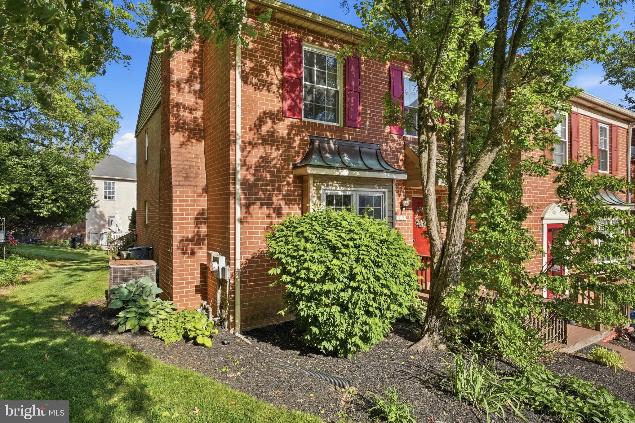 HERITAGE MANOR - Residential