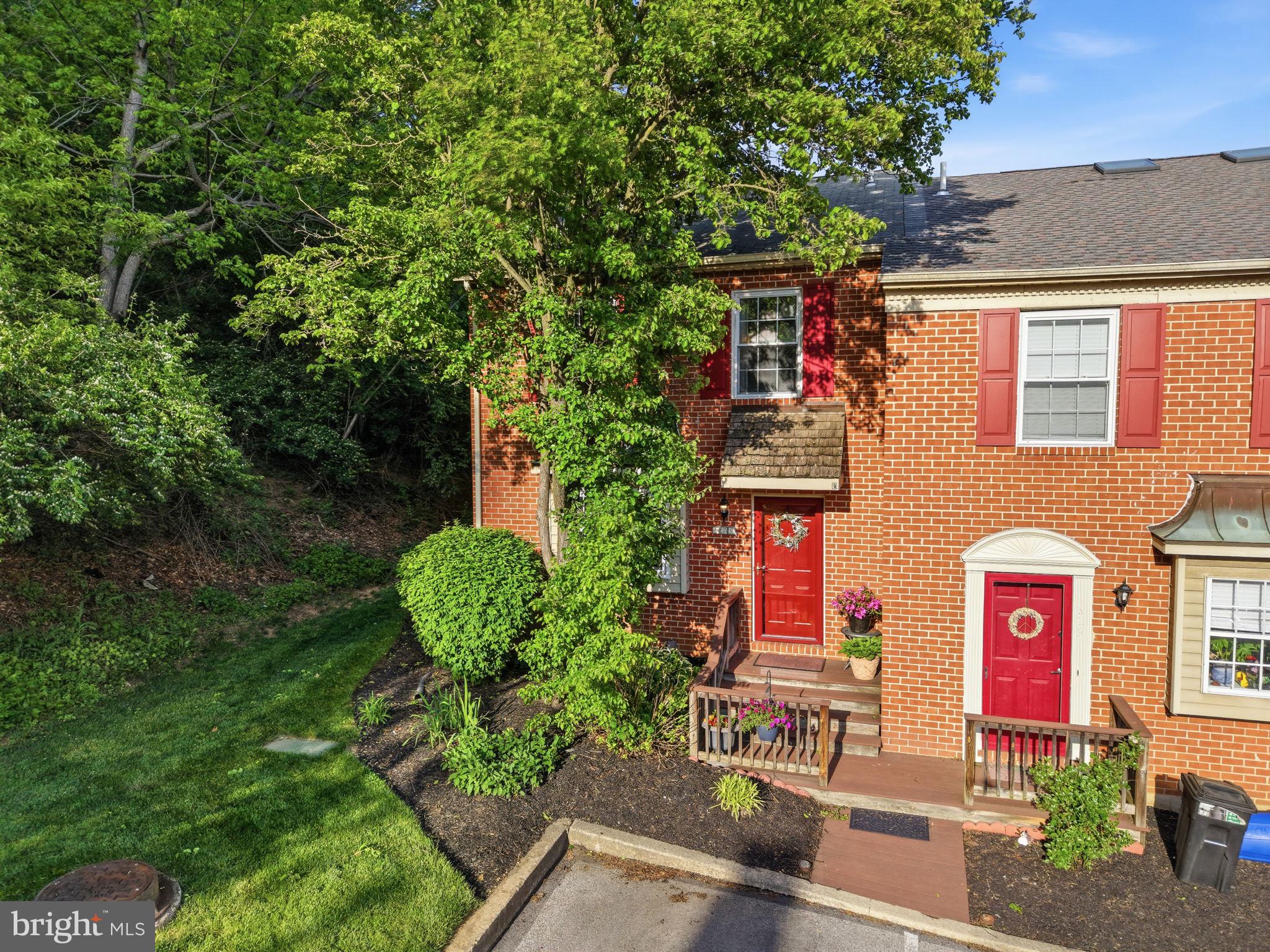 HERITAGE MANOR - Residential