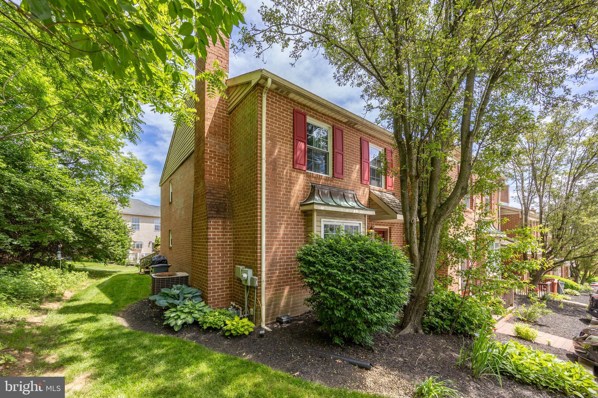 HERITAGE MANOR - Residential