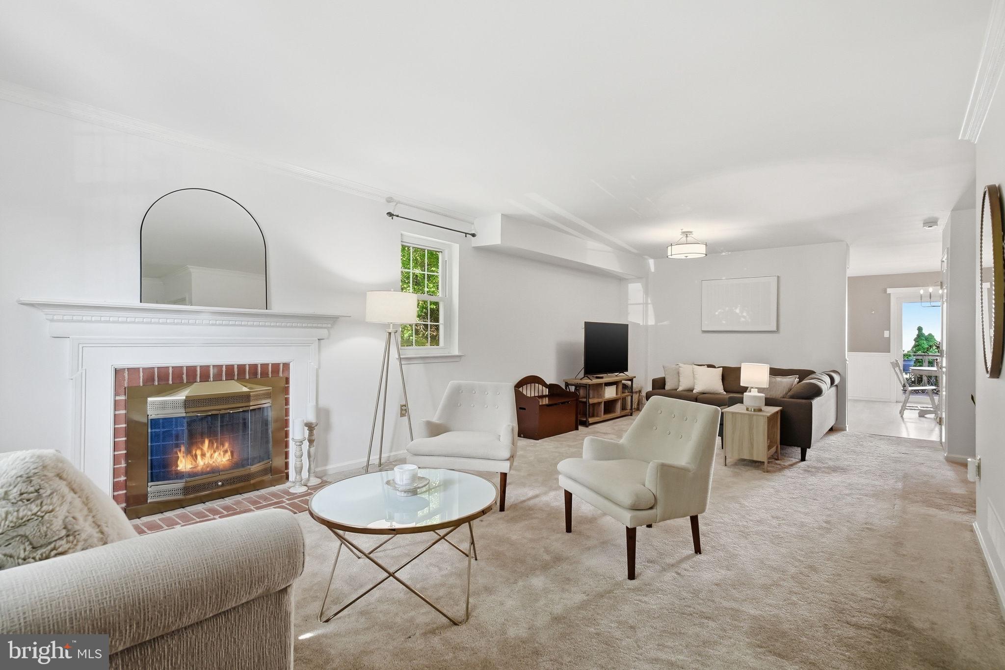 HERITAGE MANOR - Residential