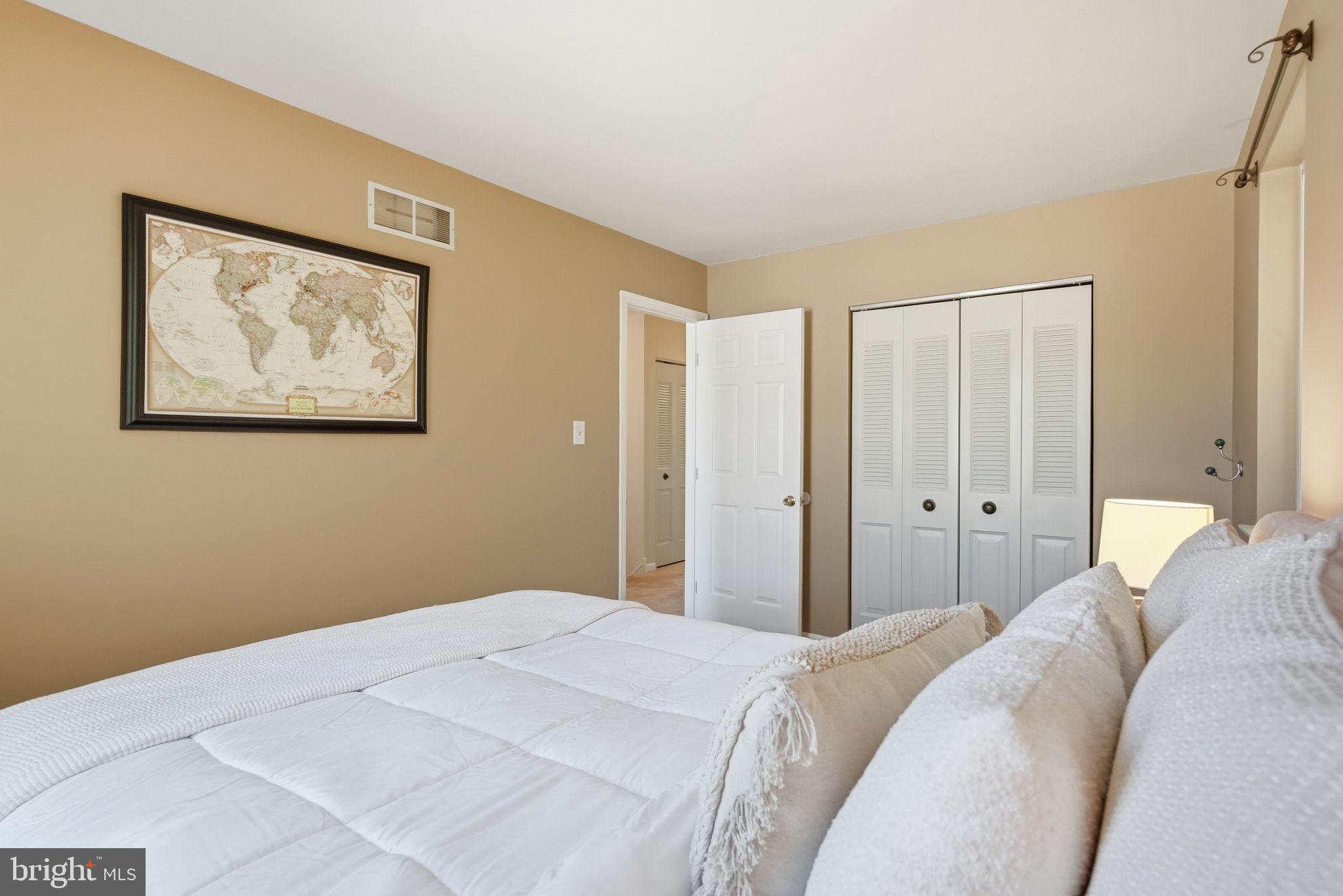 HERITAGE MANOR - Residential