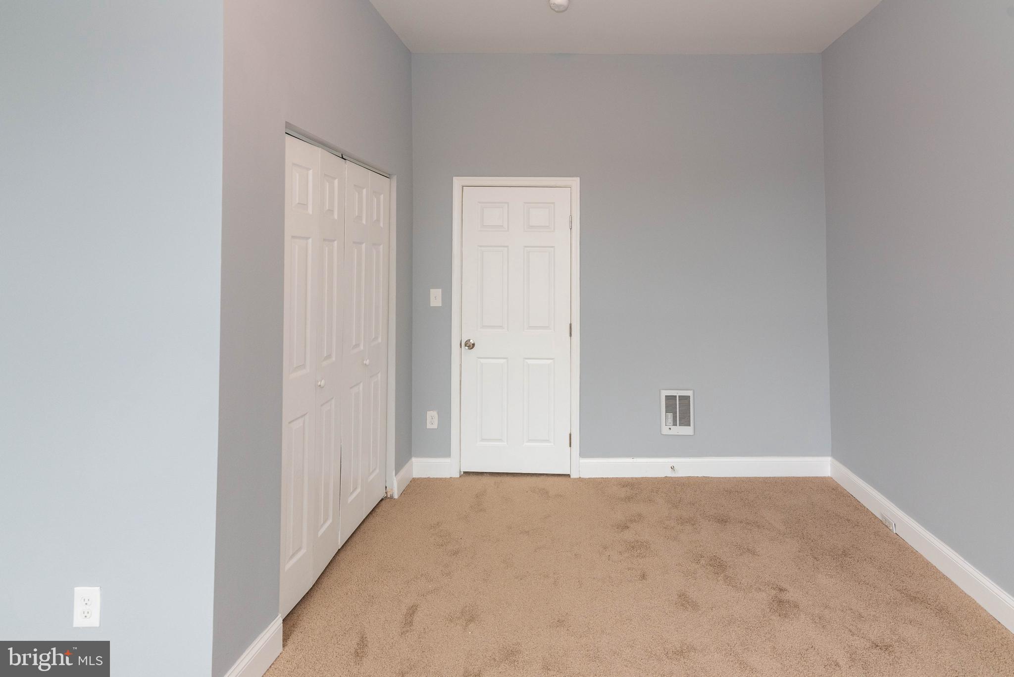 RESERVOIR HILL - Residential