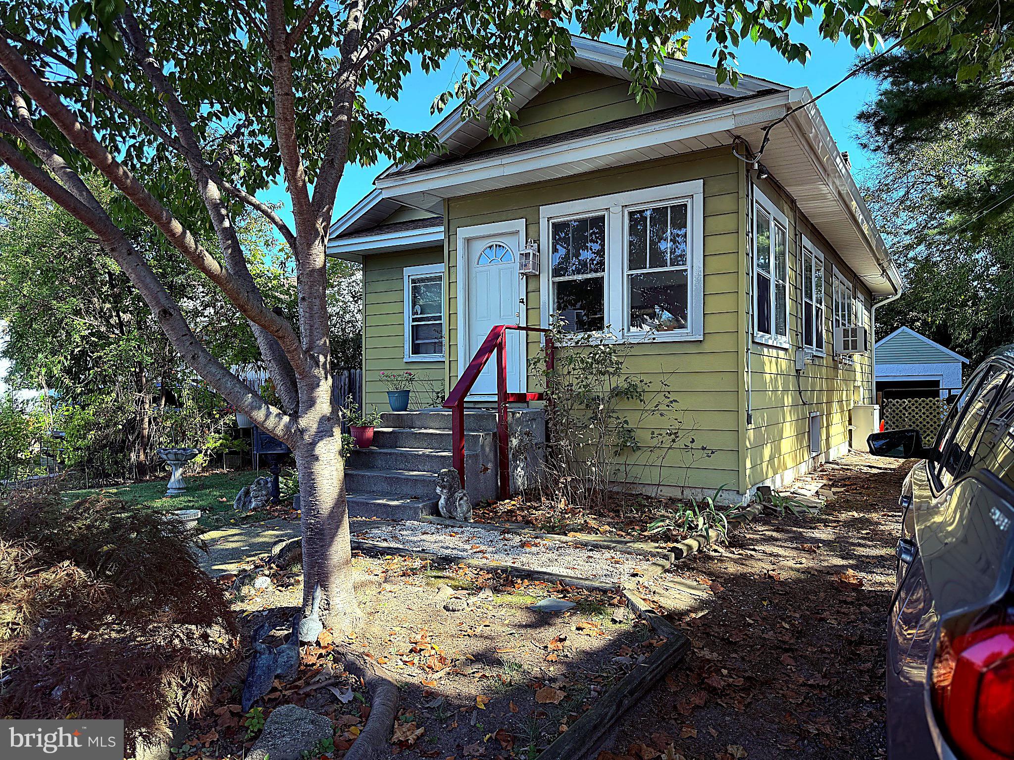 149 N FERNWOOD AVENUE