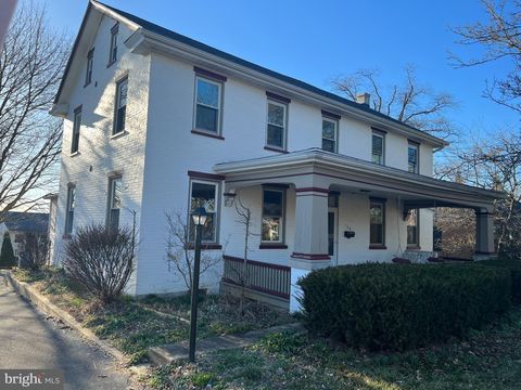 Photo of 150 STONY BATTERY RD, LANDISVILLE, PA 17538 (MLS # PALA2031376)