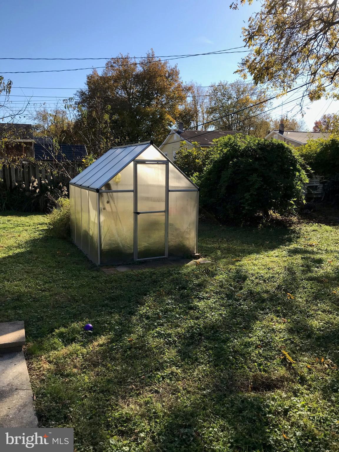 ELMWOOD - Residential