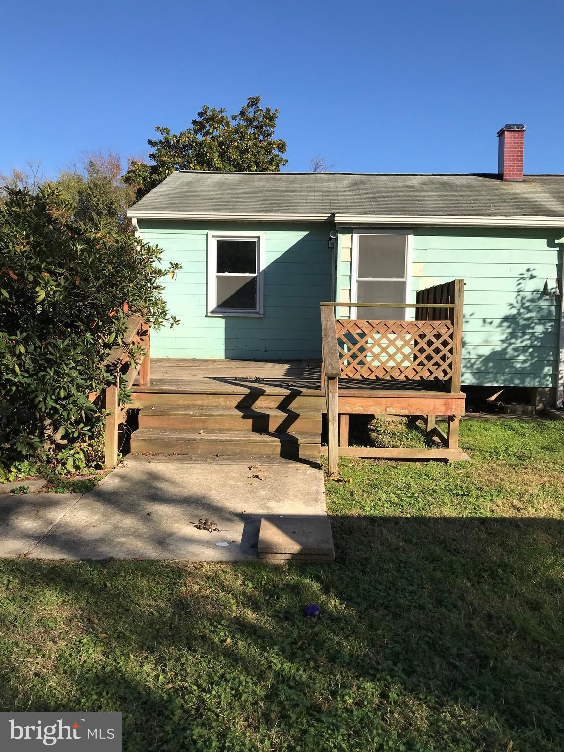 ELMWOOD - Residential