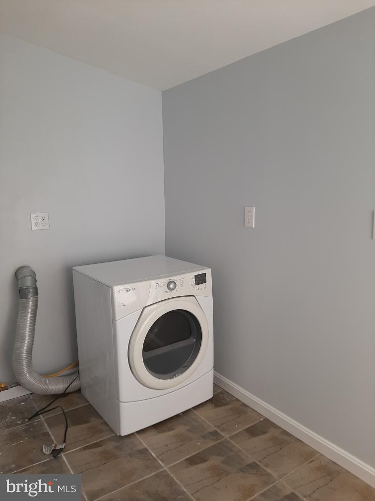 ELMWOOD - Residential