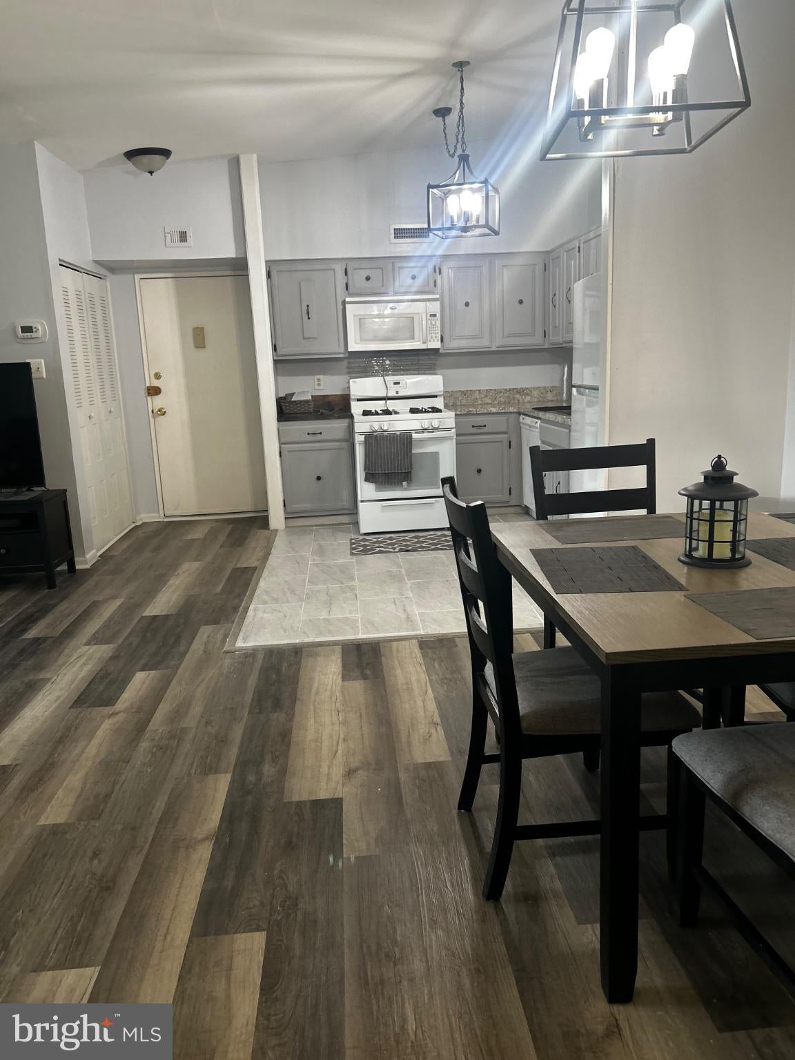 68202 DELAIRE LANDING ROAD 202
