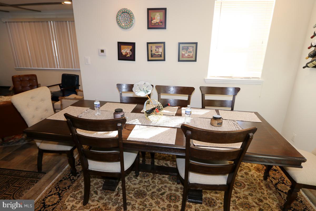 PHILADELPHIA (NORTHEAST) - Residential