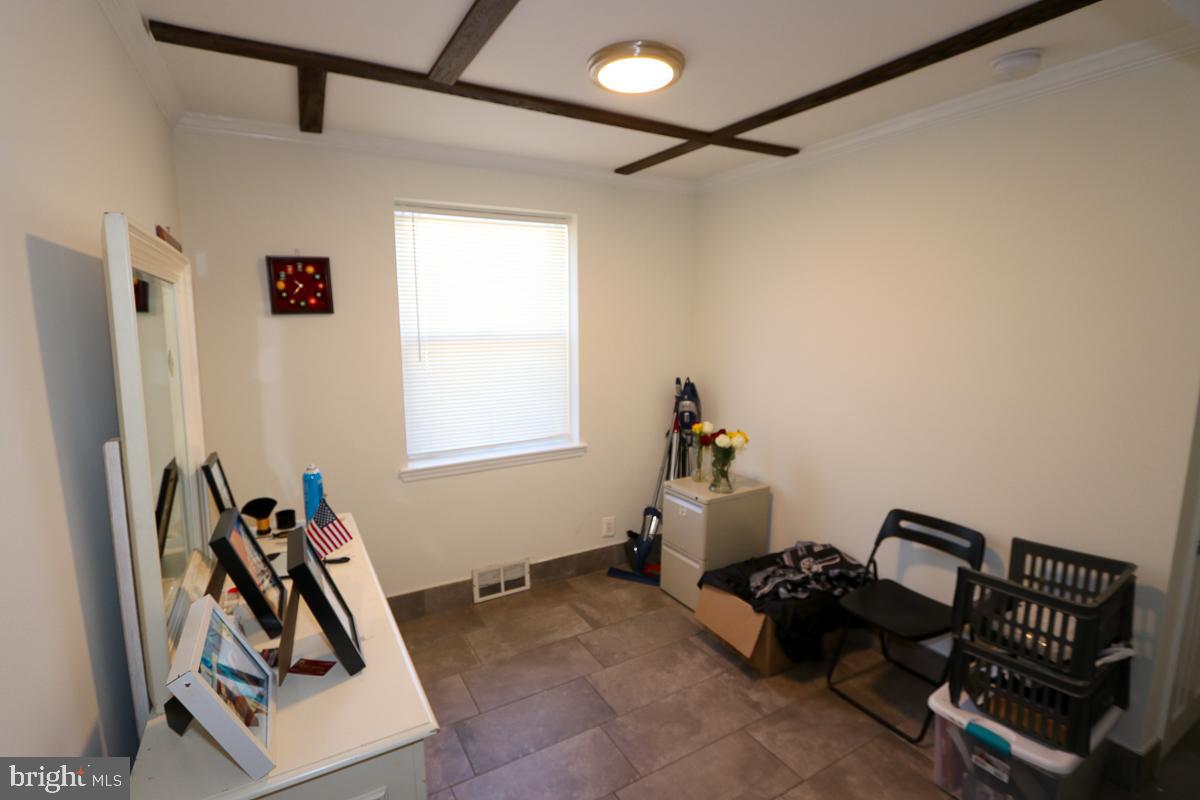 PHILADELPHIA (NORTHEAST) - Residential