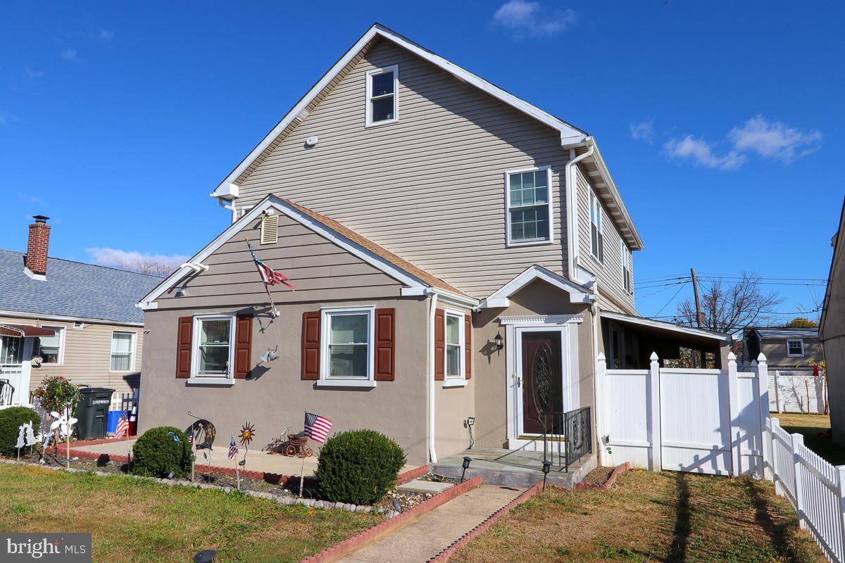 PHILADELPHIA (NORTHEAST) - Residential