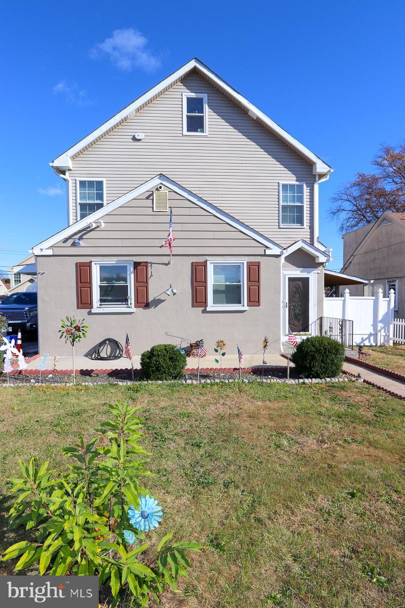 PHILADELPHIA (NORTHEAST) - Residential