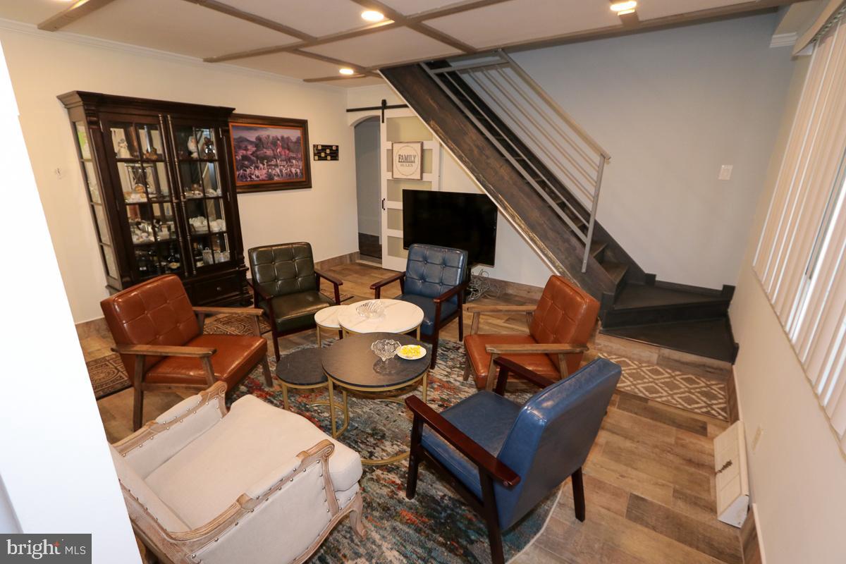 PHILADELPHIA (NORTHEAST) - Residential