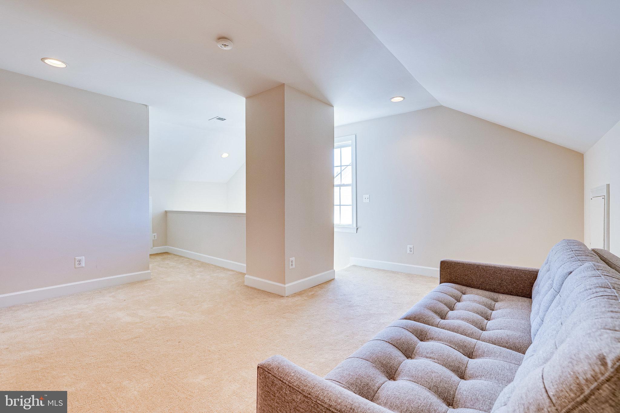 BRAMBLETON LANDBAY 2 - Residential Lease