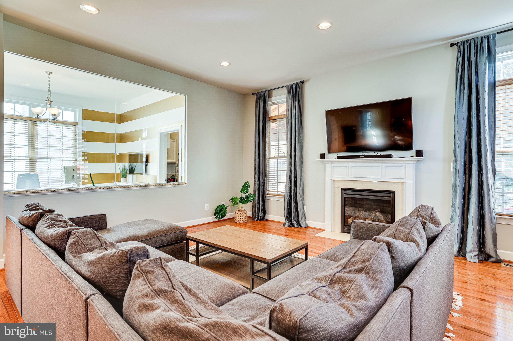 BRAMBLETON LANDBAY 2 - Residential Lease