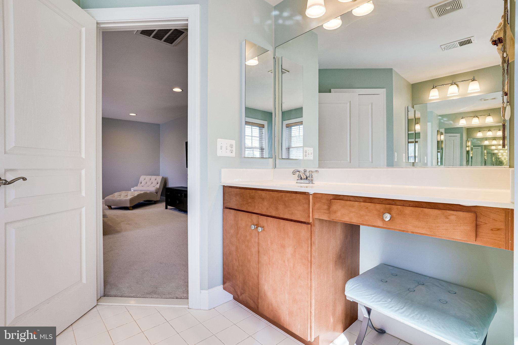 BRAMBLETON LANDBAY 2 - Residential Lease