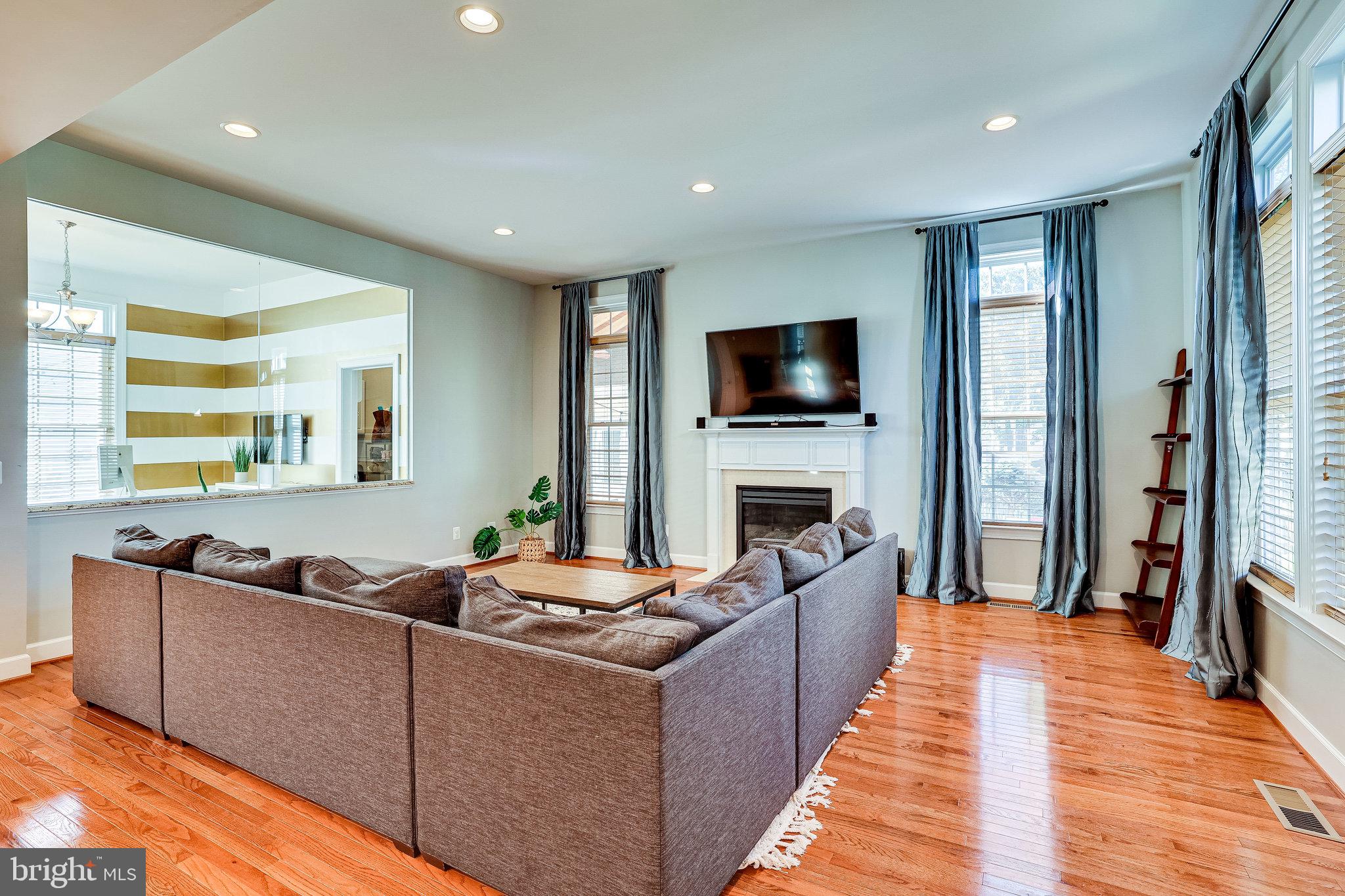 BRAMBLETON LANDBAY 2 - Residential Lease