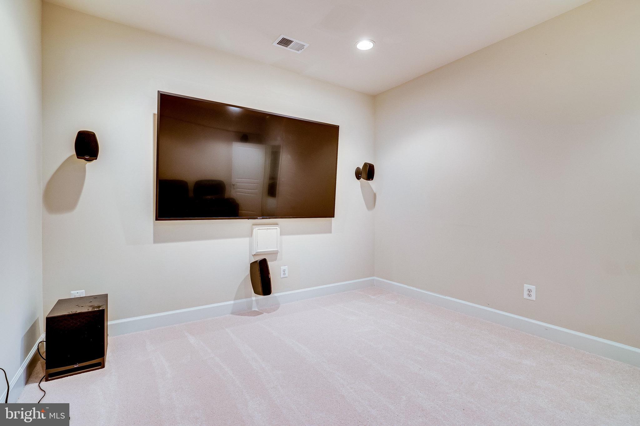 BRAMBLETON LANDBAY 2 - Residential Lease