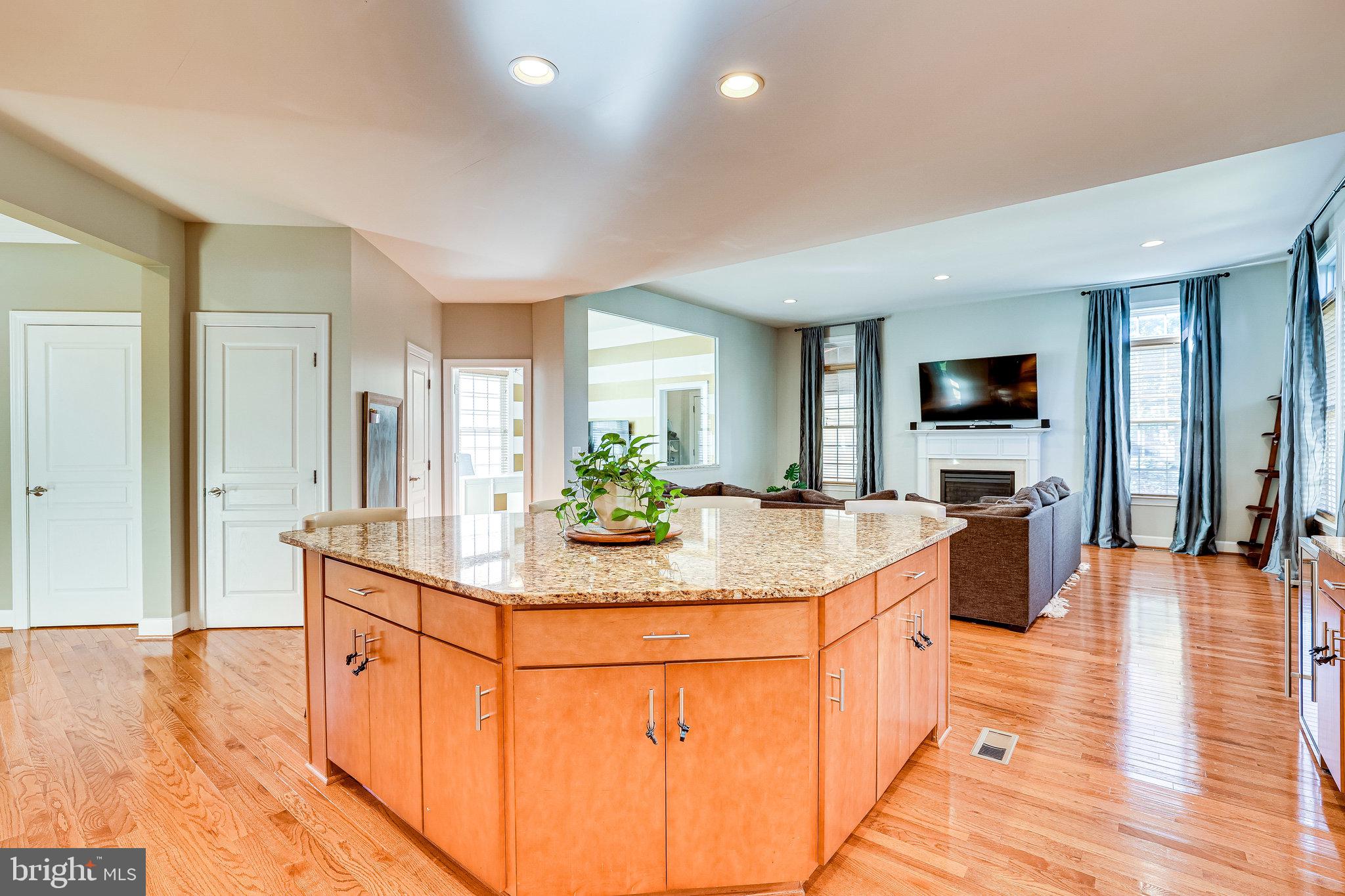 BRAMBLETON LANDBAY 2 - Residential Lease