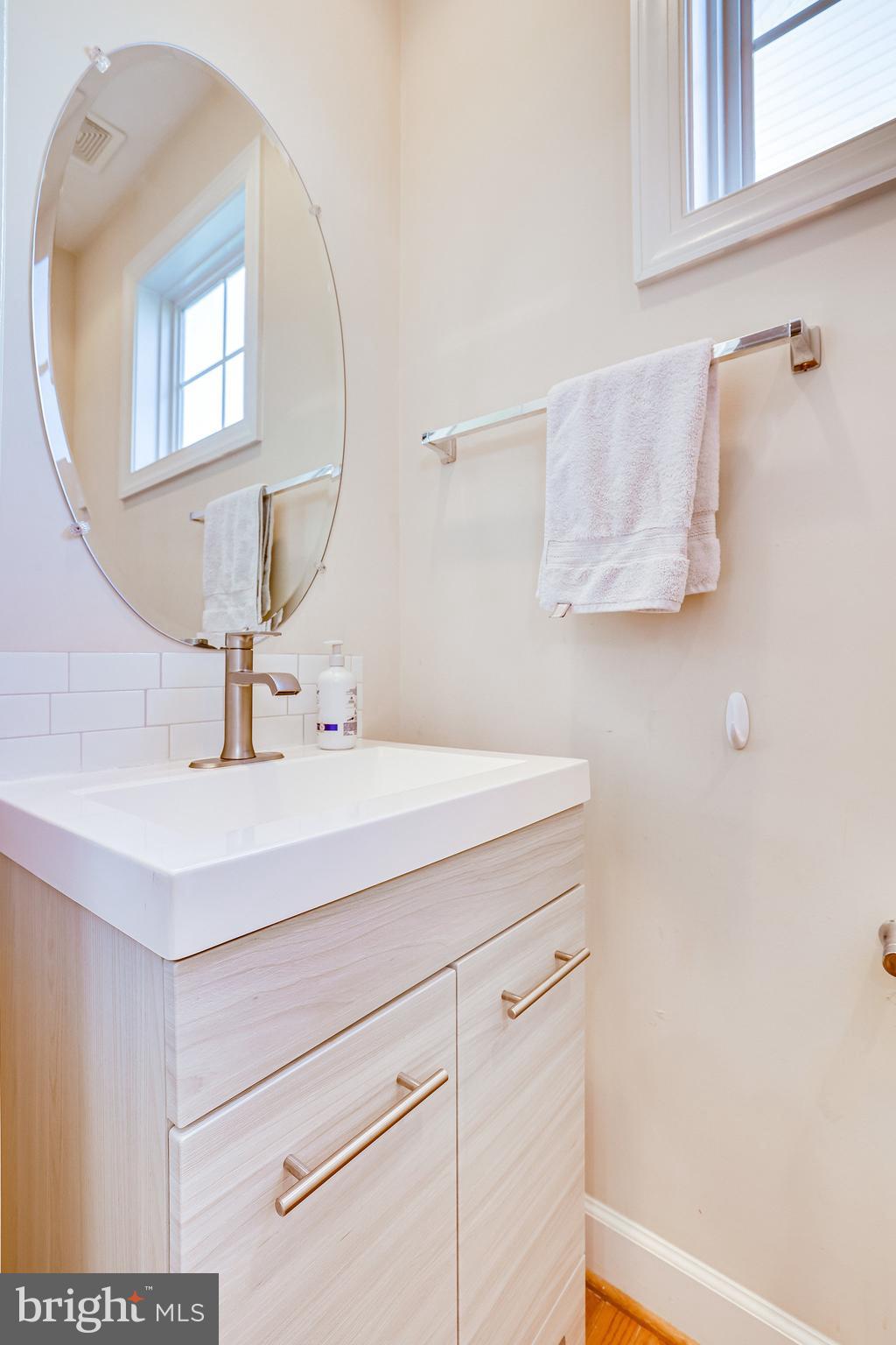 BRAMBLETON LANDBAY 2 - Residential Lease