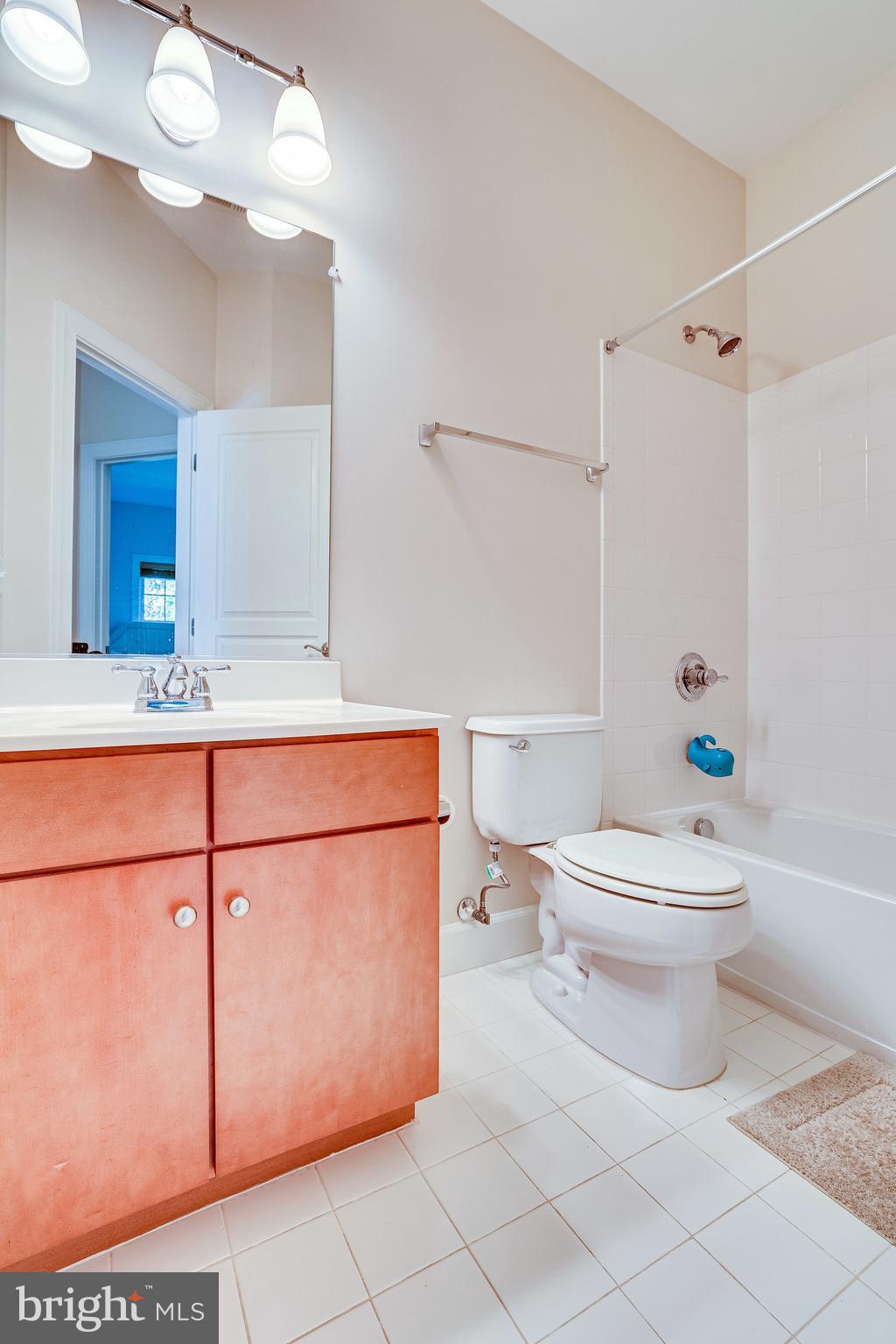 BRAMBLETON LANDBAY 2 - Residential Lease