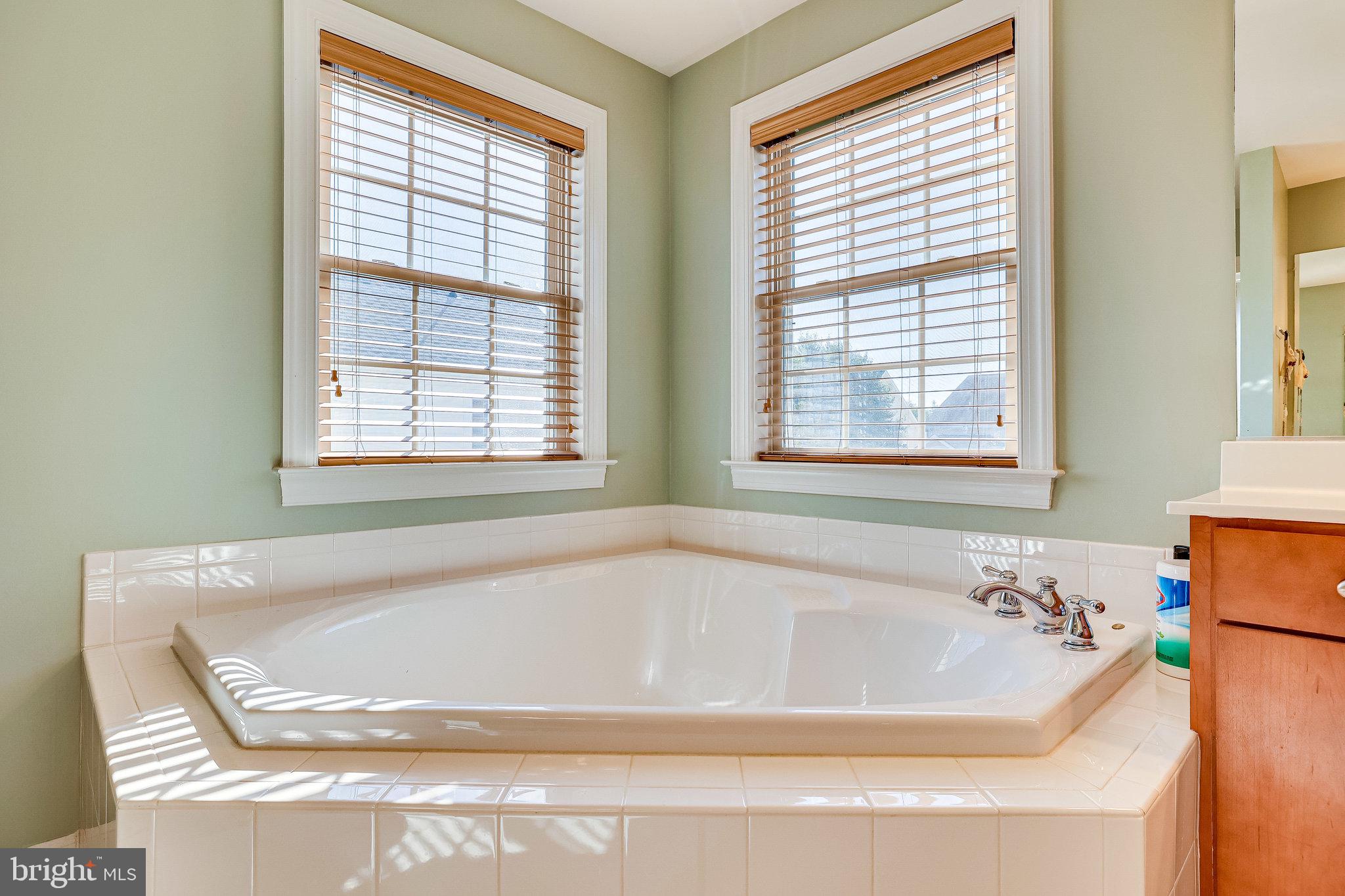 BRAMBLETON LANDBAY 2 - Residential Lease