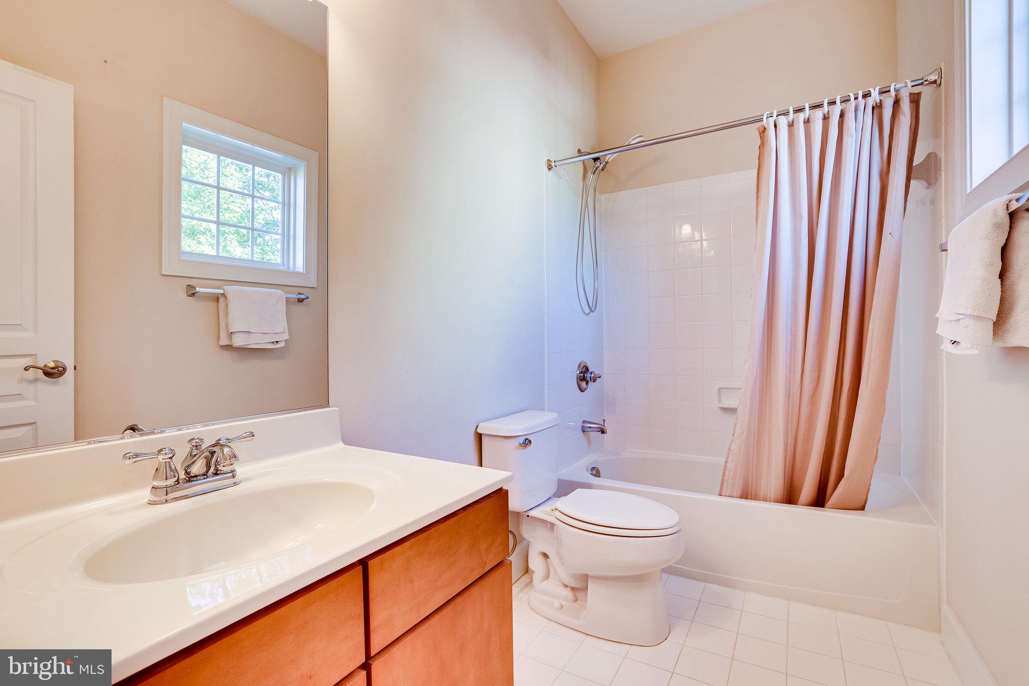 BRAMBLETON LANDBAY 2 - Residential Lease