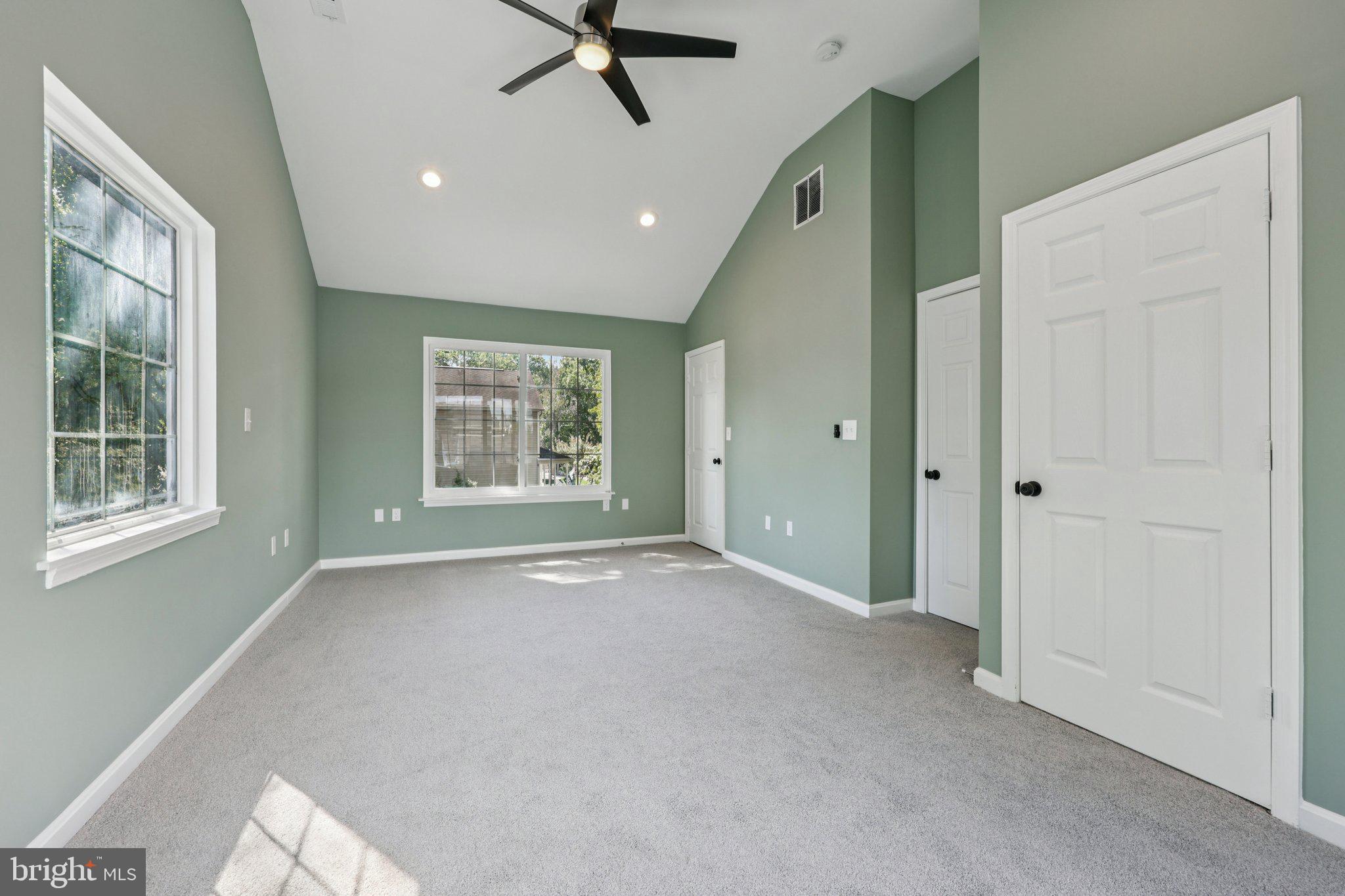 IDLEWILDE ON THE BAY - Residential