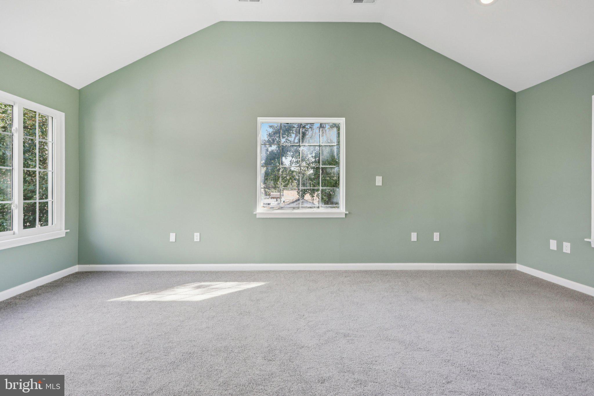 IDLEWILDE ON THE BAY - Residential