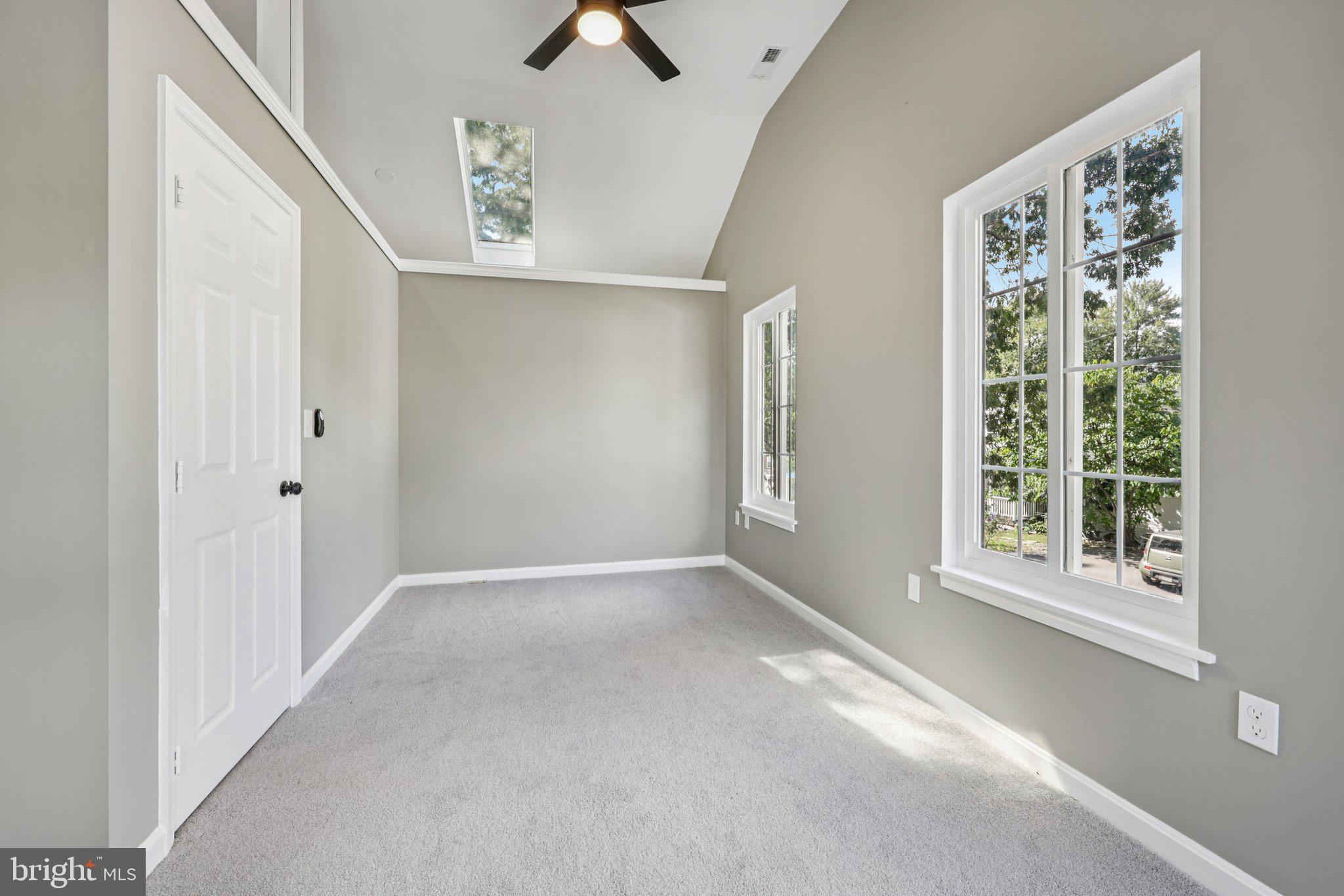 IDLEWILDE ON THE BAY - Residential