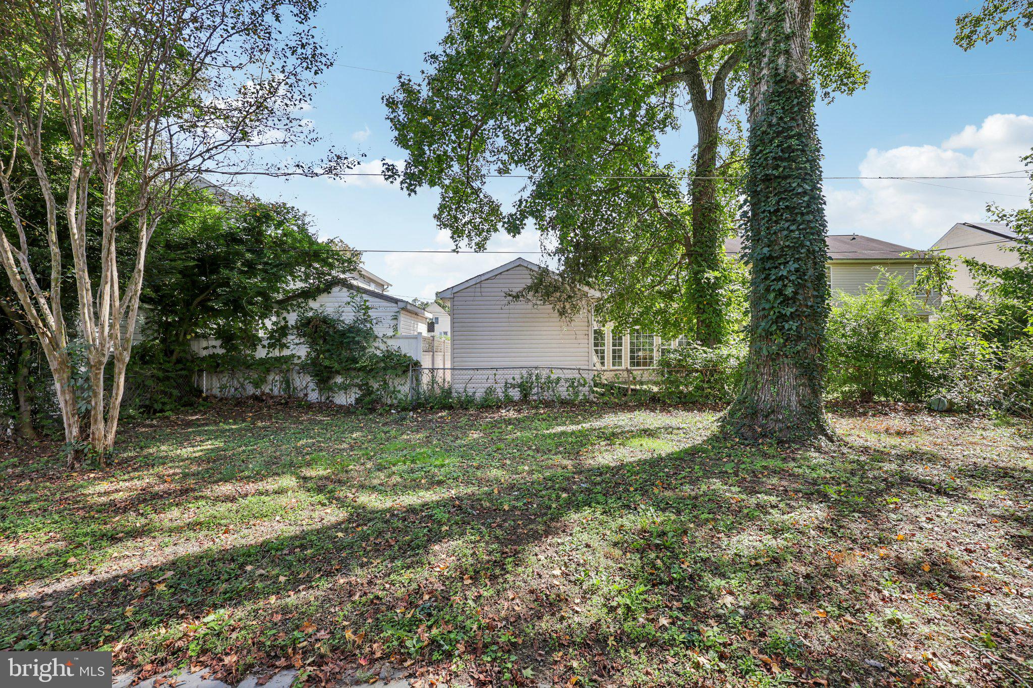 IDLEWILDE ON THE BAY - Residential