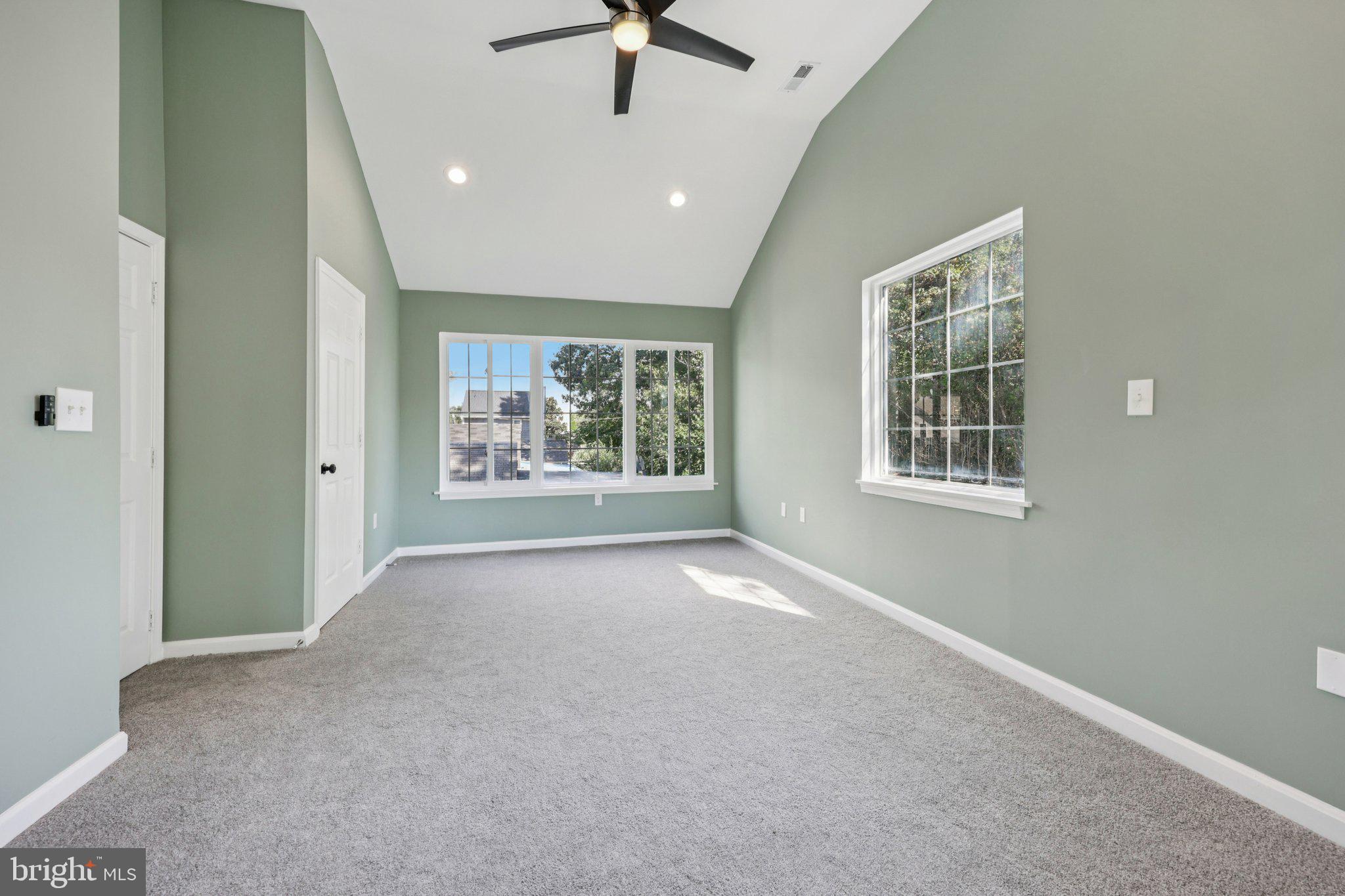 IDLEWILDE ON THE BAY - Residential