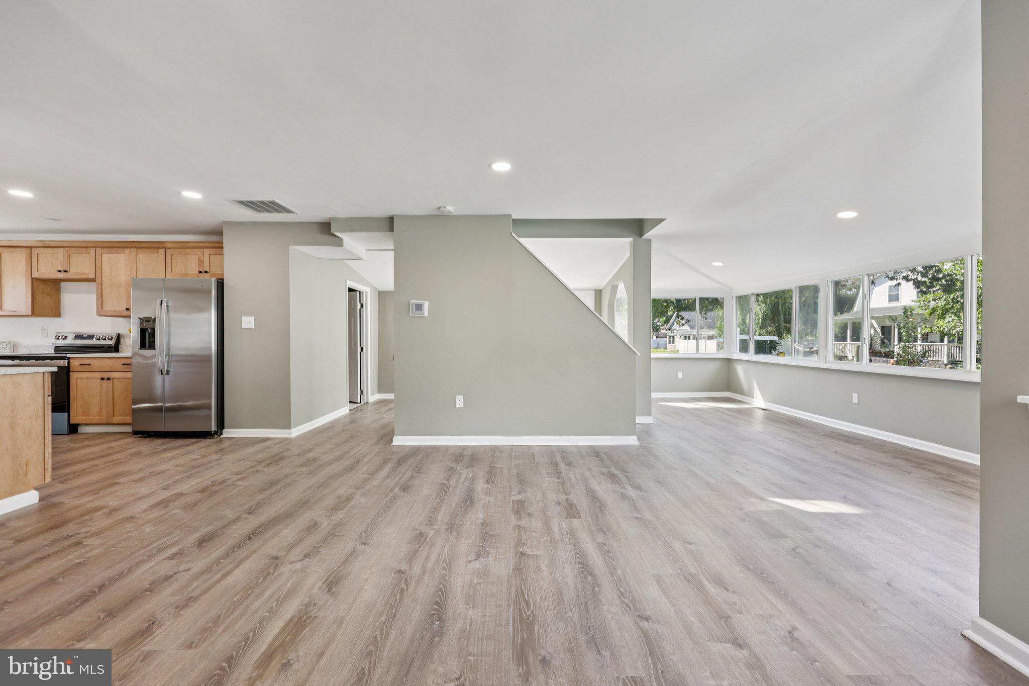 IDLEWILDE ON THE BAY - Residential