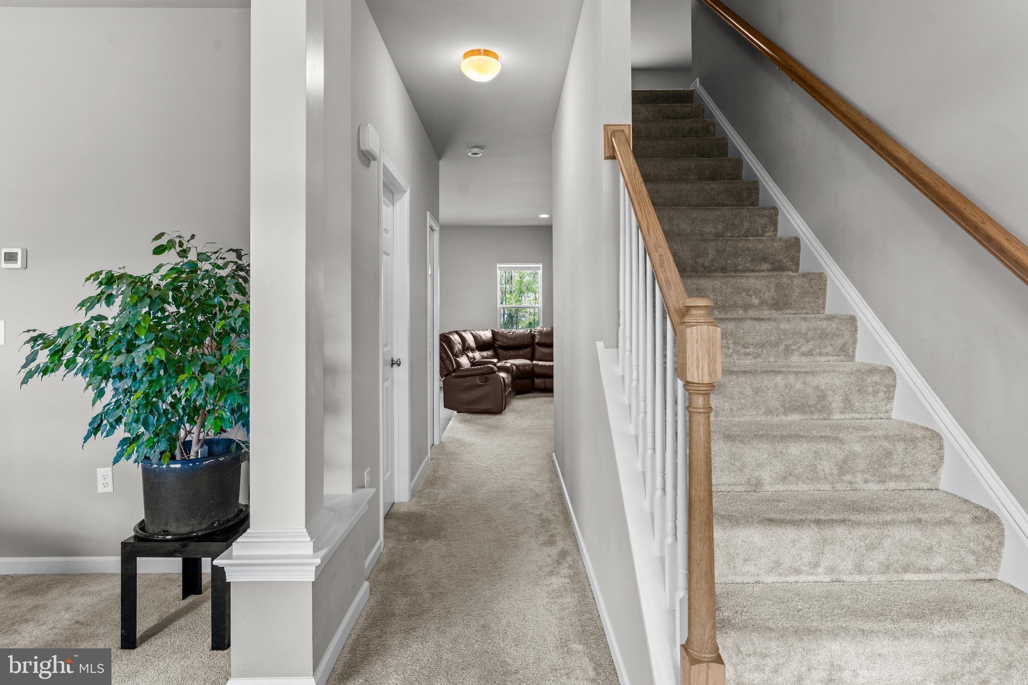 JEFFERSON COURT - Residential