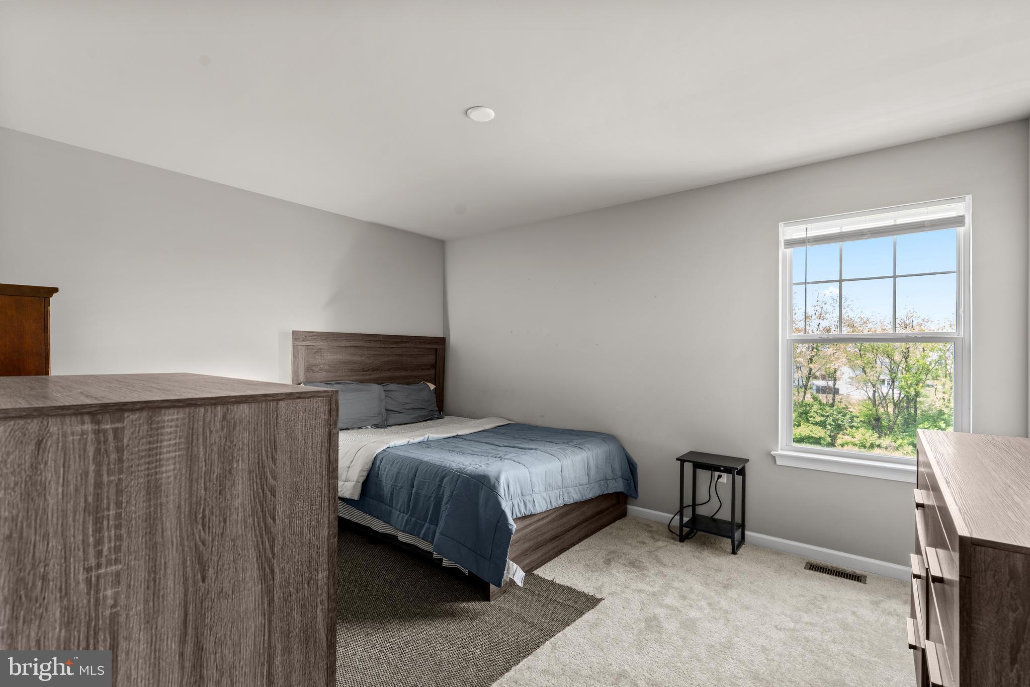 JEFFERSON COURT - Residential