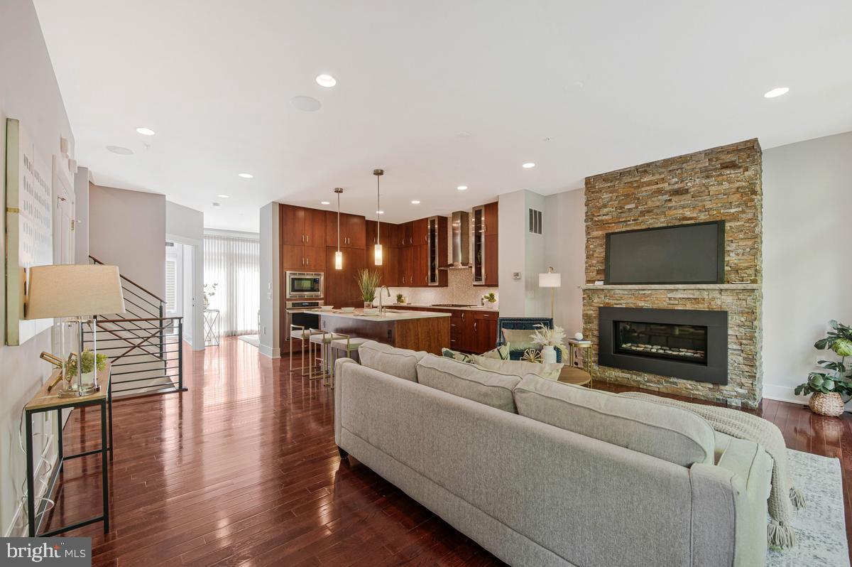 LITTLE FALLS PLACE - Residential
