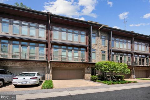 Photo of 5131 Willet Bridge Road, BETHESDA, MD 20816 (MLS # MDMC2231030)