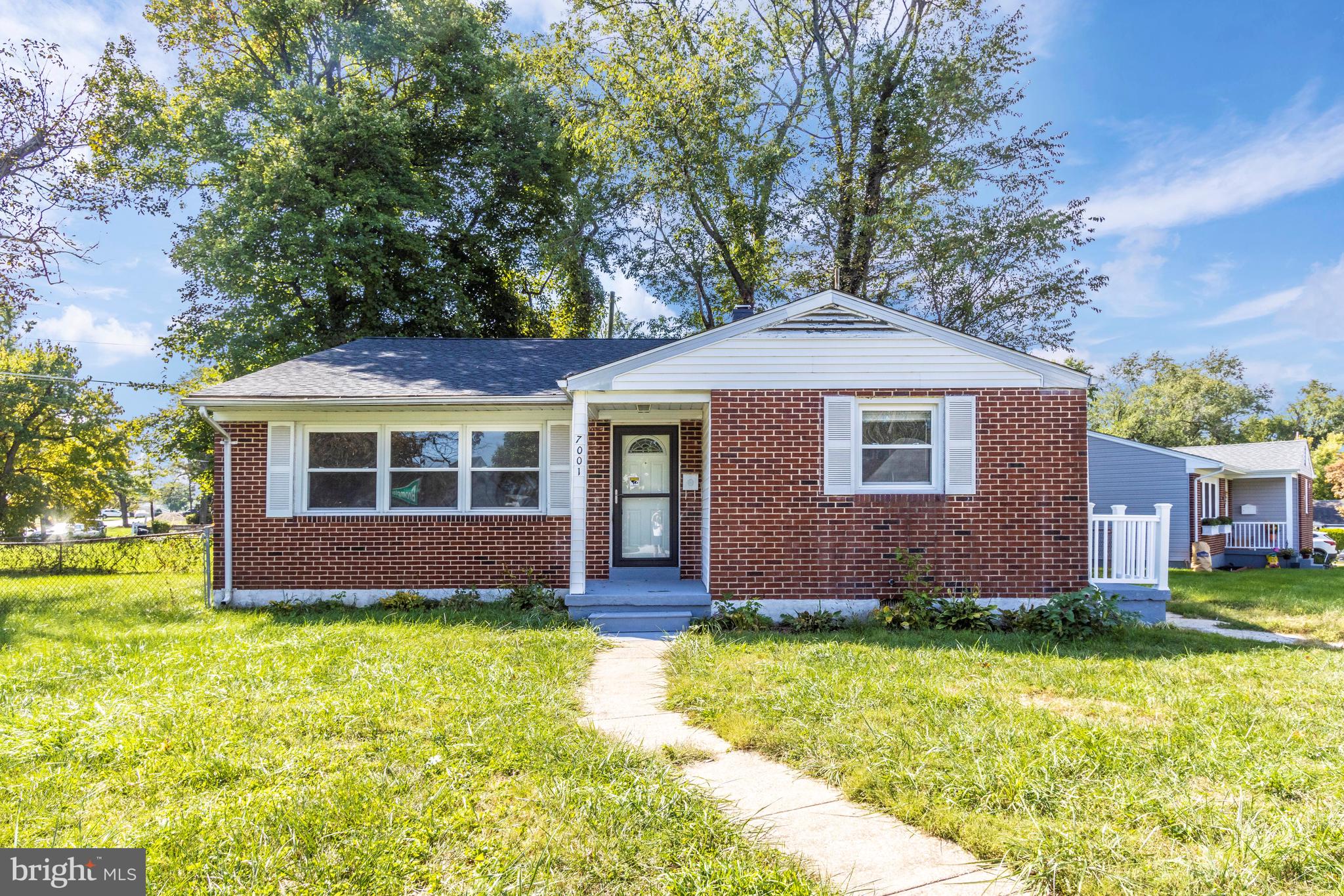 TEN ACRES - Residential