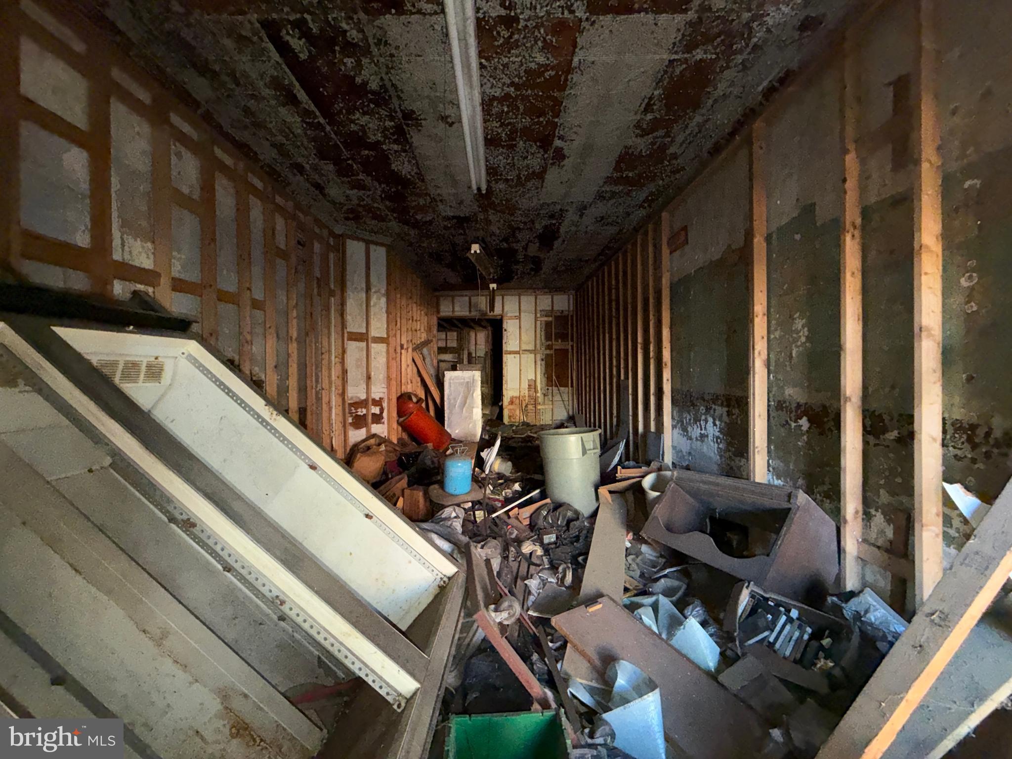 SHIPLEY HILL - Residential