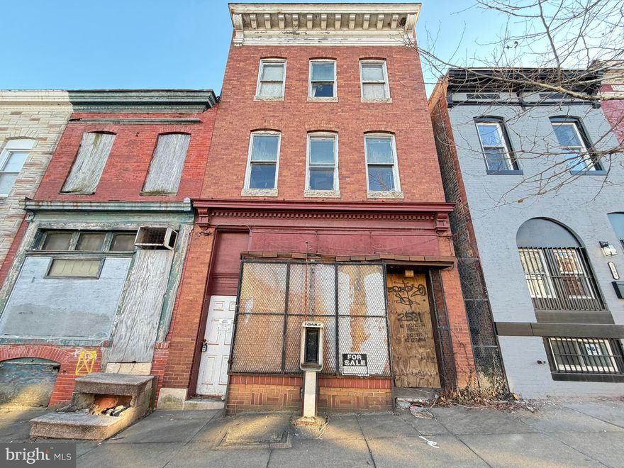 ONLINE AUCTION: Bidding begins 2/24/2026 @ 10:00 AM. Bidding ends 2/26/2026 @ 11:30 AM. List Price is Suggested Opening Bid. Deposit: $5,000.

3 Story Townhouse located in the Shipley Hill area.
JUST MINUTES to Westside Shopping Center and Druid Hill Park.
Easy access to major traffic artery W Franklin St.
Property is vacant.