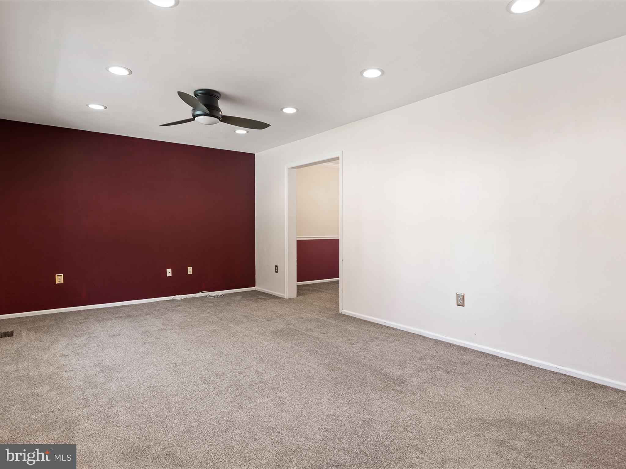 922 WHITE CLAY TERRACE