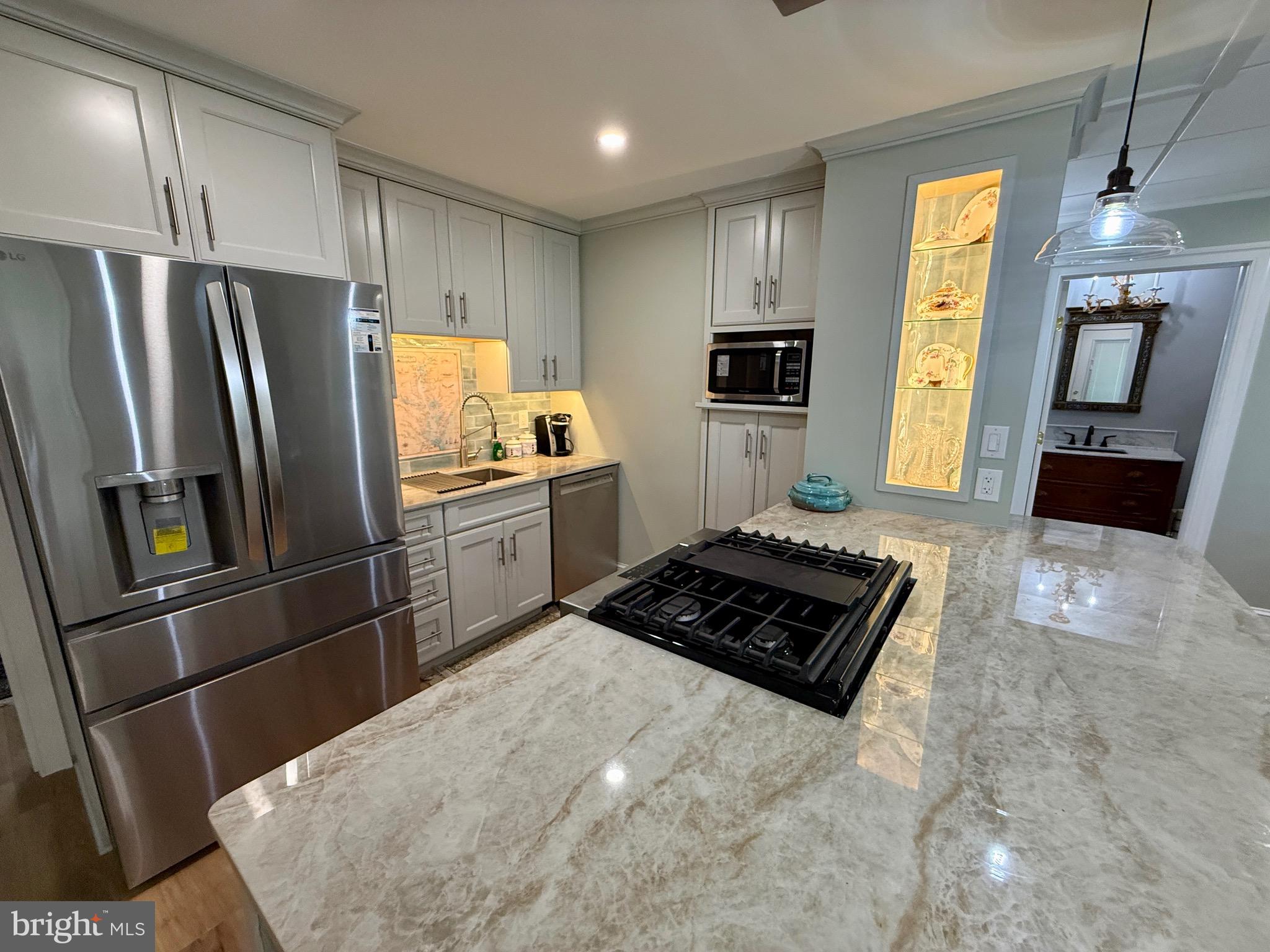 110 ANNAPOLIS STREET B