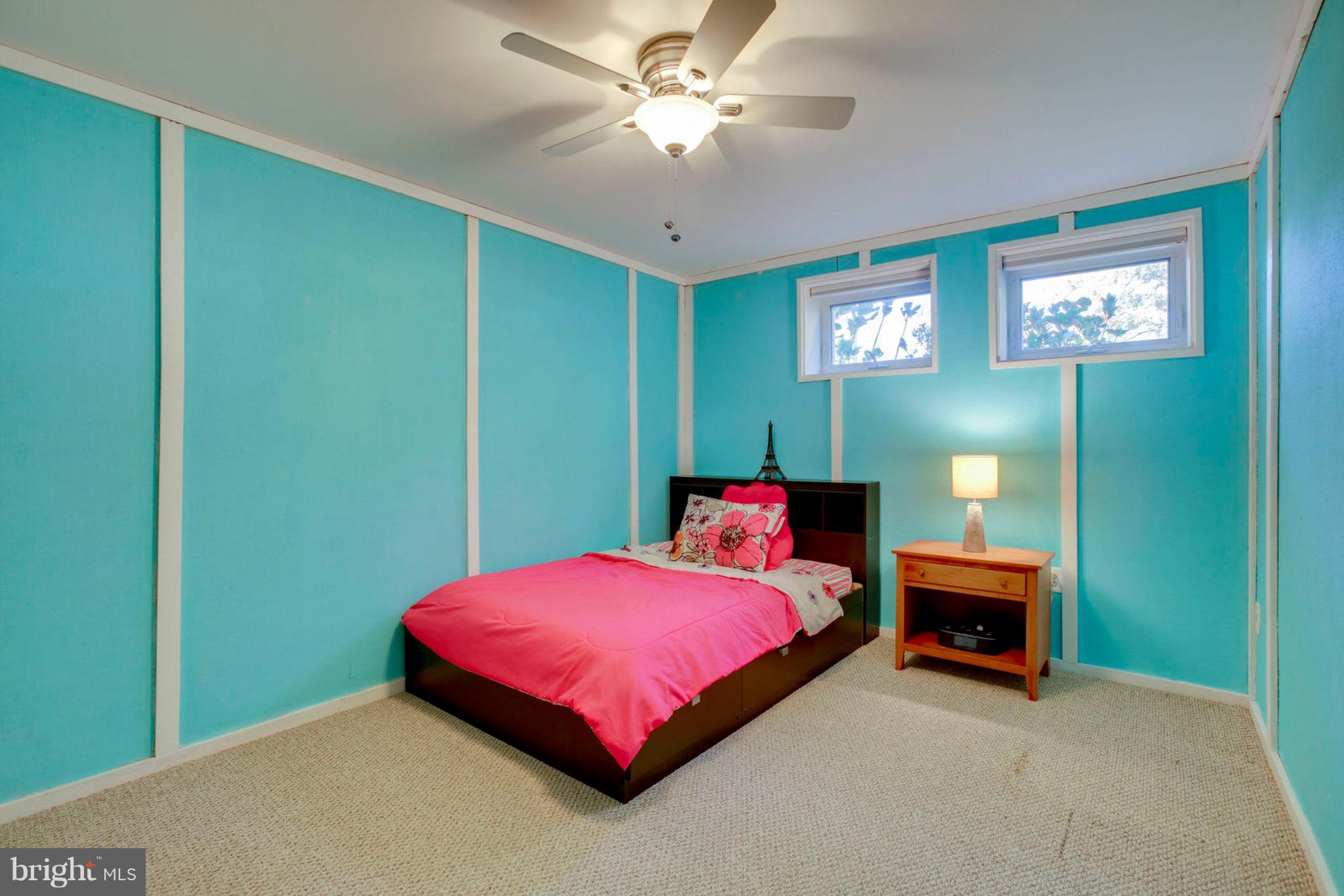 SARATOGA TOWNHOUSES - Residential