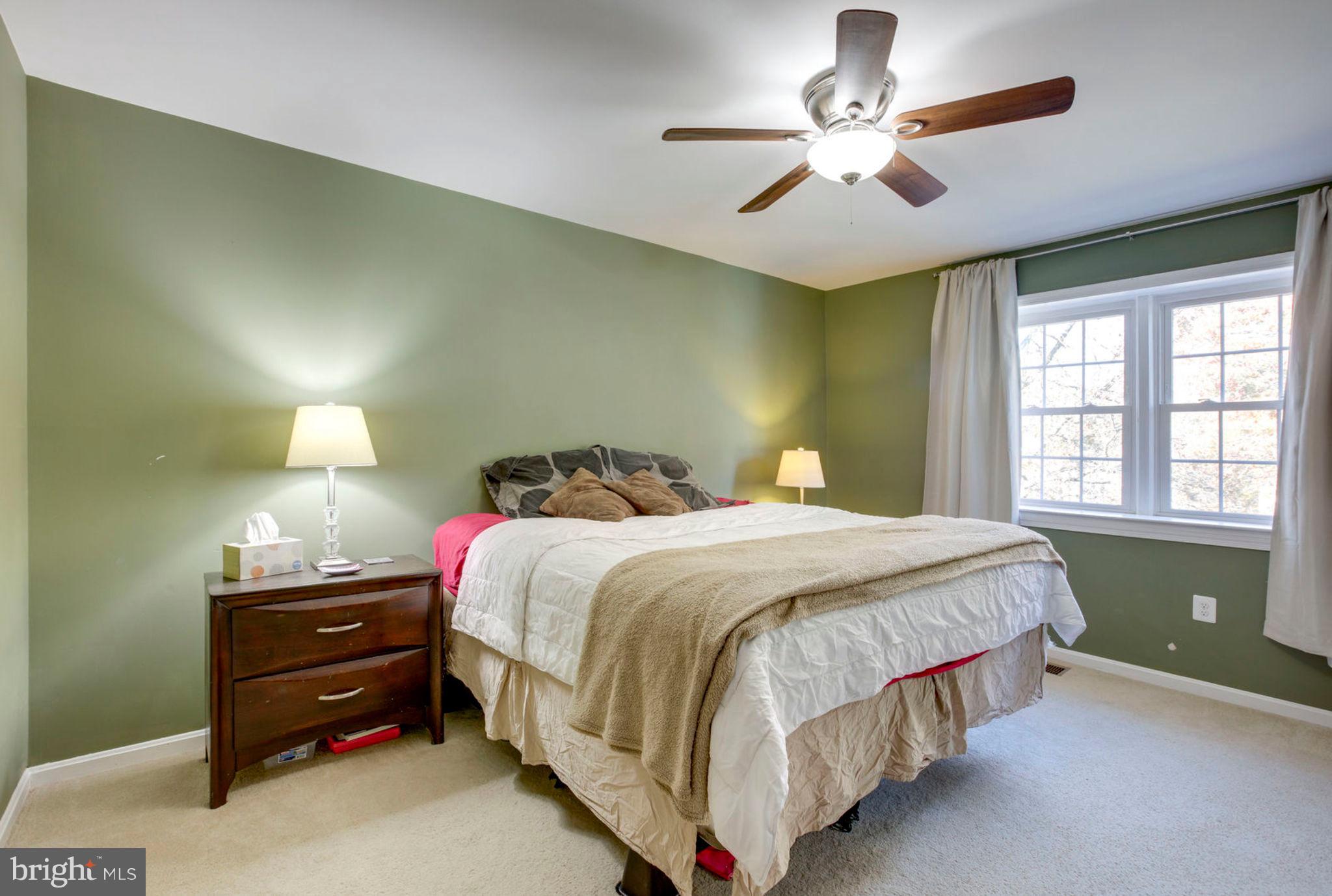 SARATOGA TOWNHOUSES - Residential