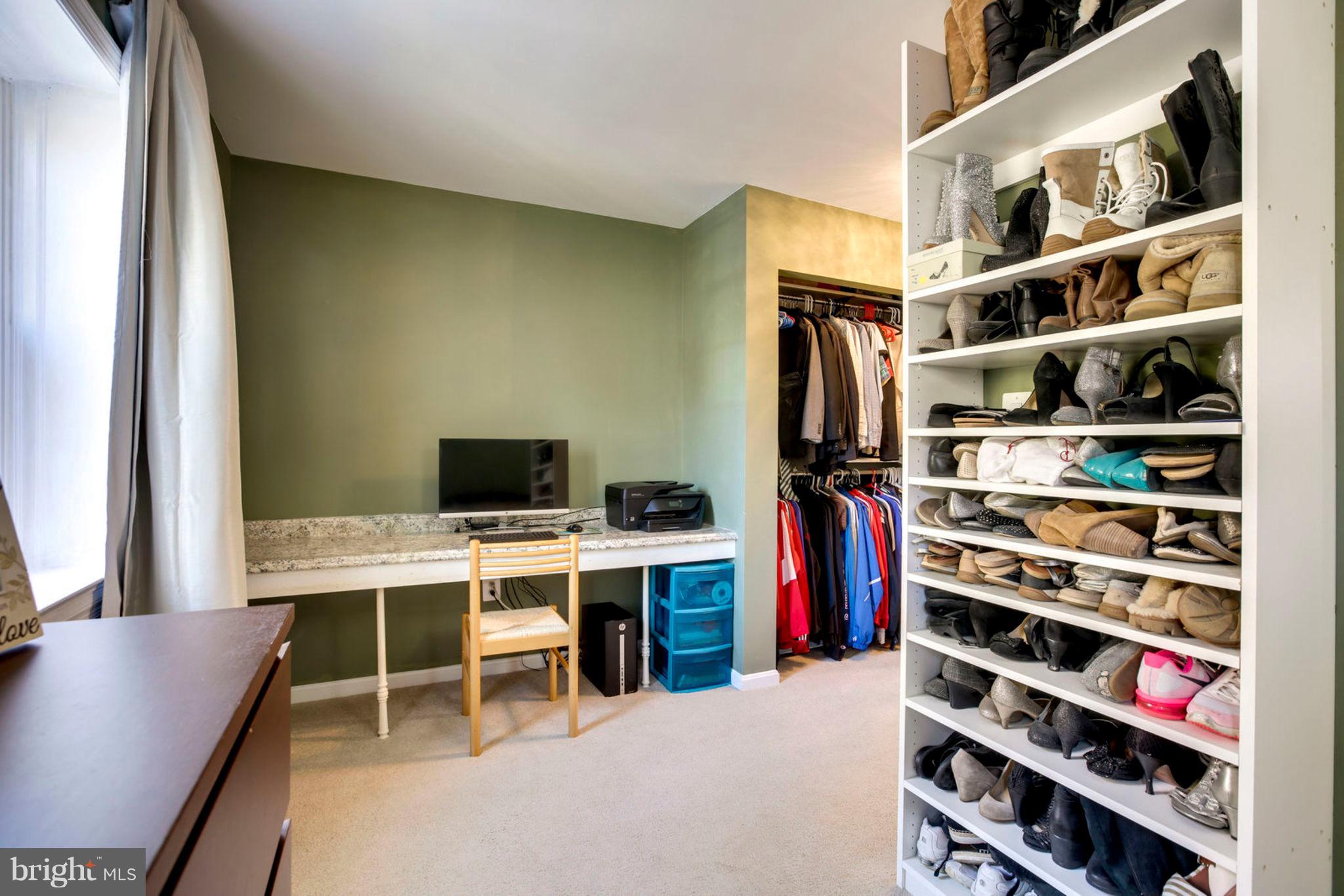 SARATOGA TOWNHOUSES - Residential