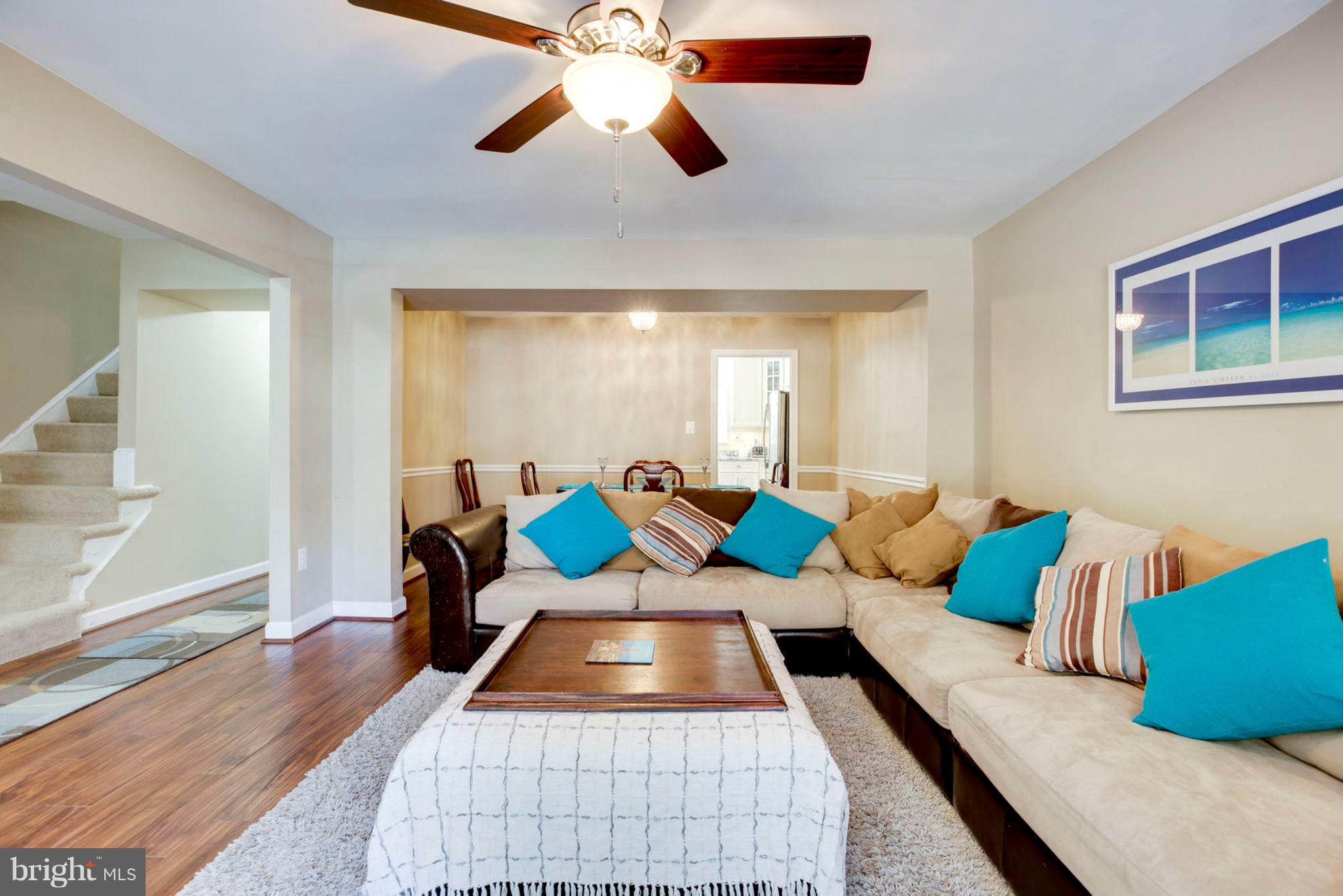 SARATOGA TOWNHOUSES - Residential