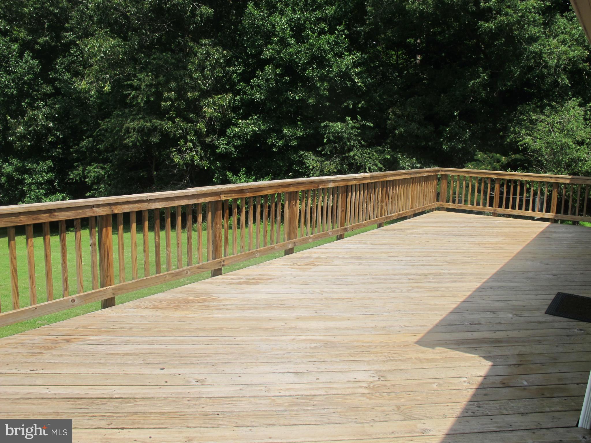 IVAKOTA FARM - Residential Lease