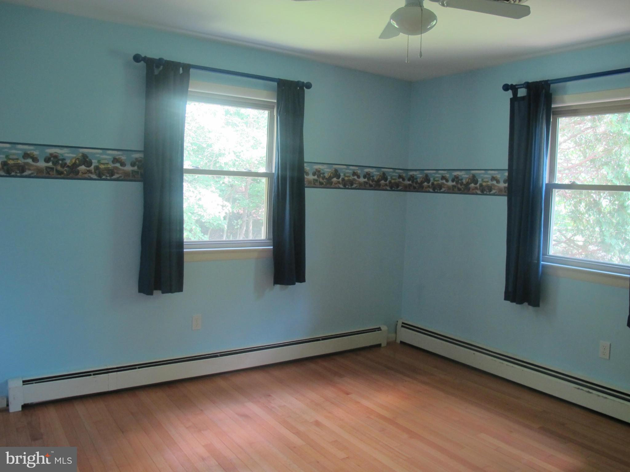 IVAKOTA FARM - Residential Lease